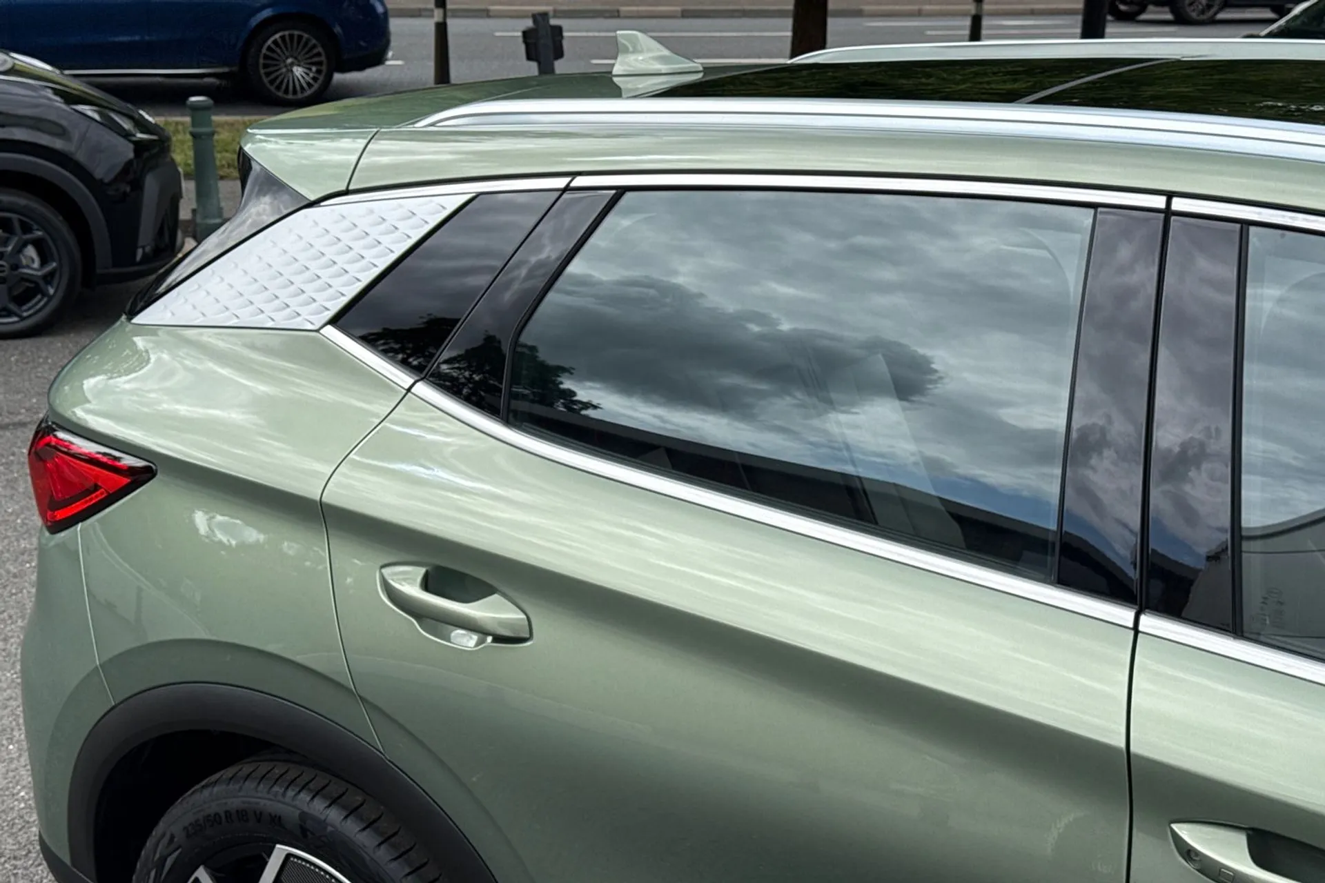 BYD ATTO 3 thumbnail image number 29