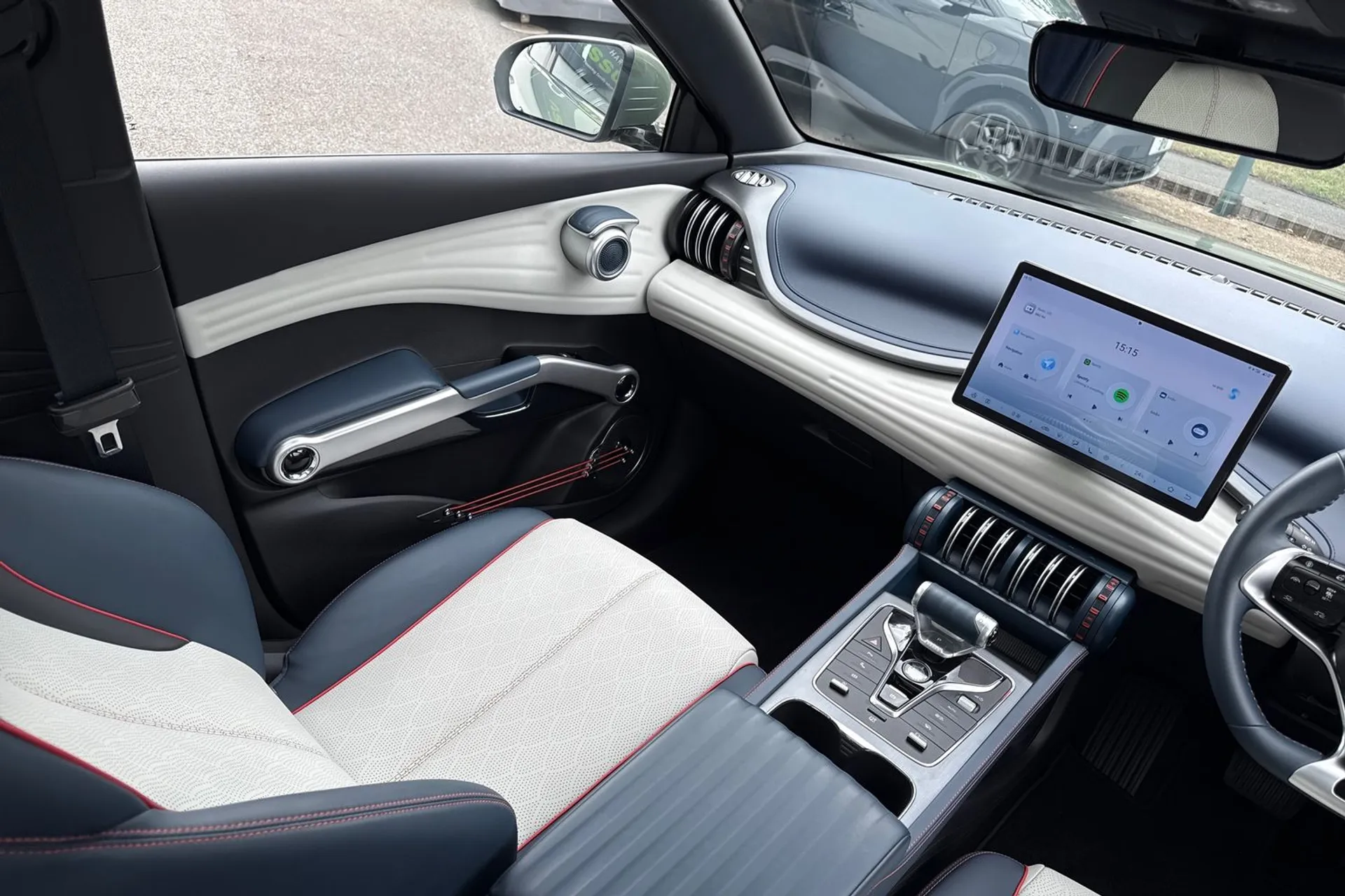 BYD ATTO 3 thumbnail image number 37