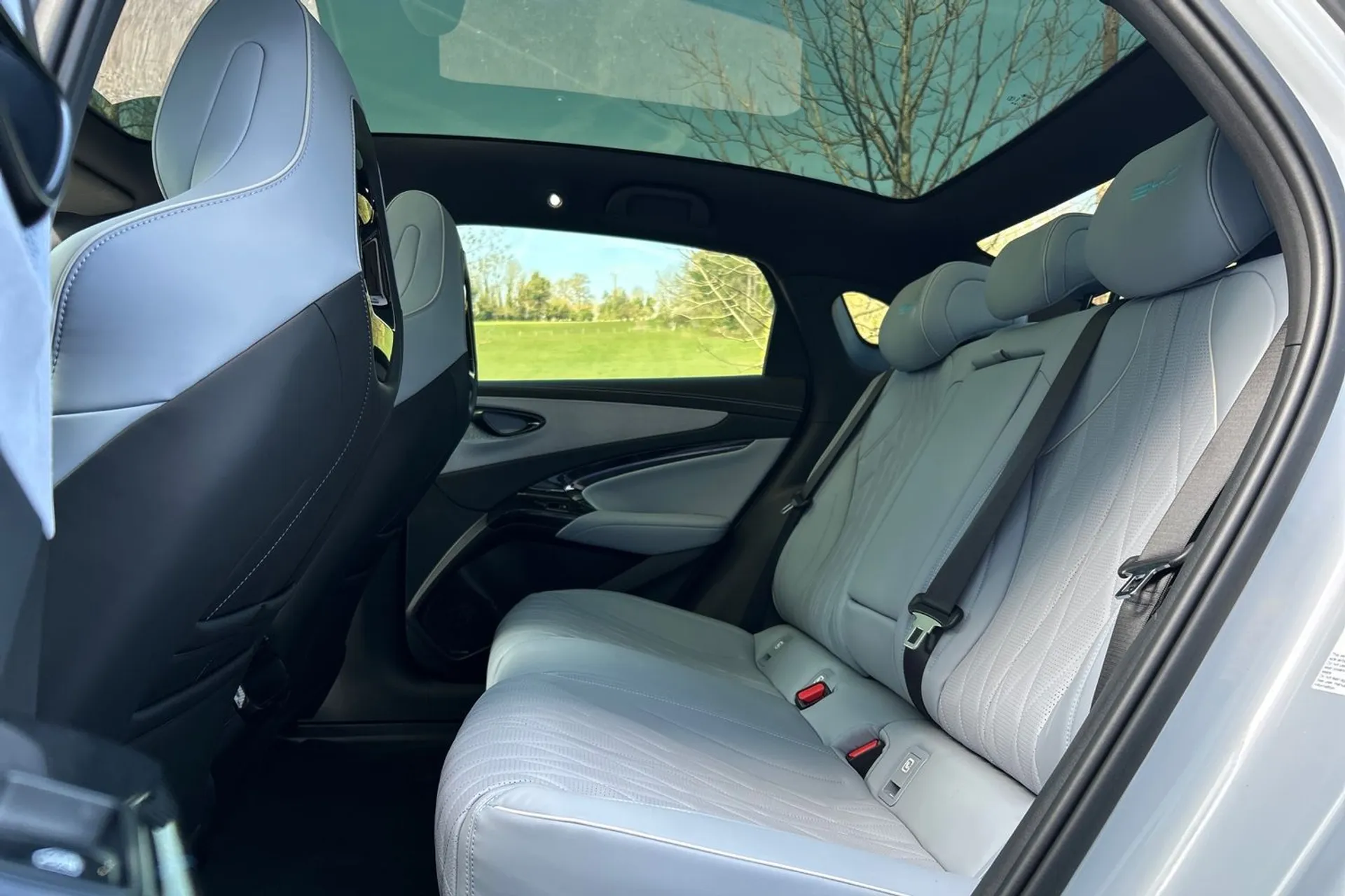 BYD SEAL thumbnail image number 21