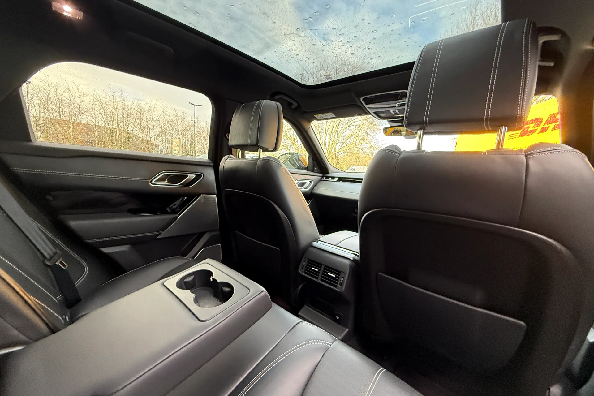 LAND ROVER RANGE ROVER VELAR thumbnail image number 41