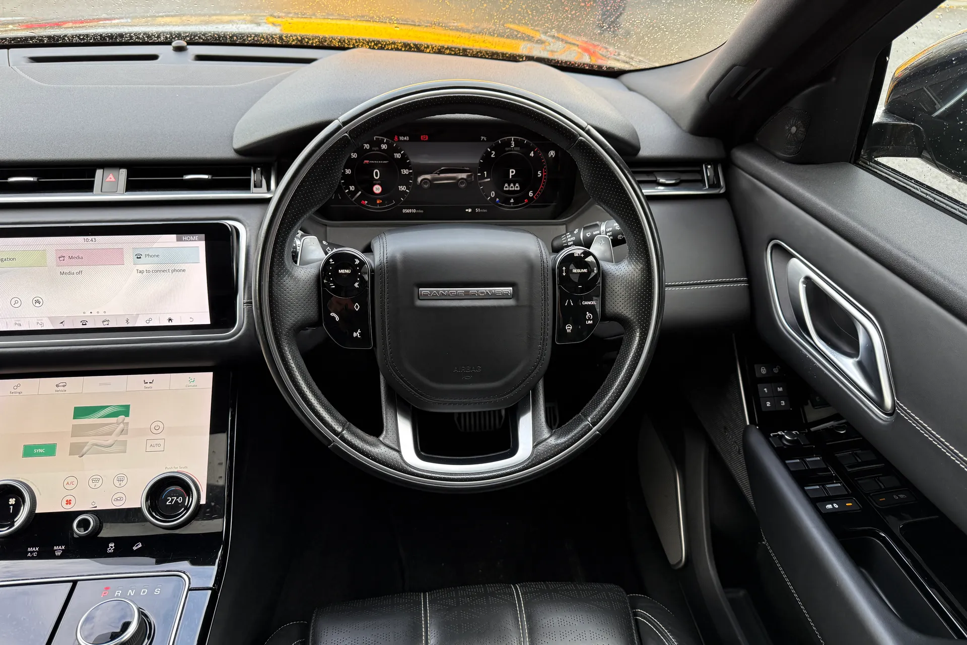 LAND ROVER RANGE ROVER VELAR thumbnail image number 14