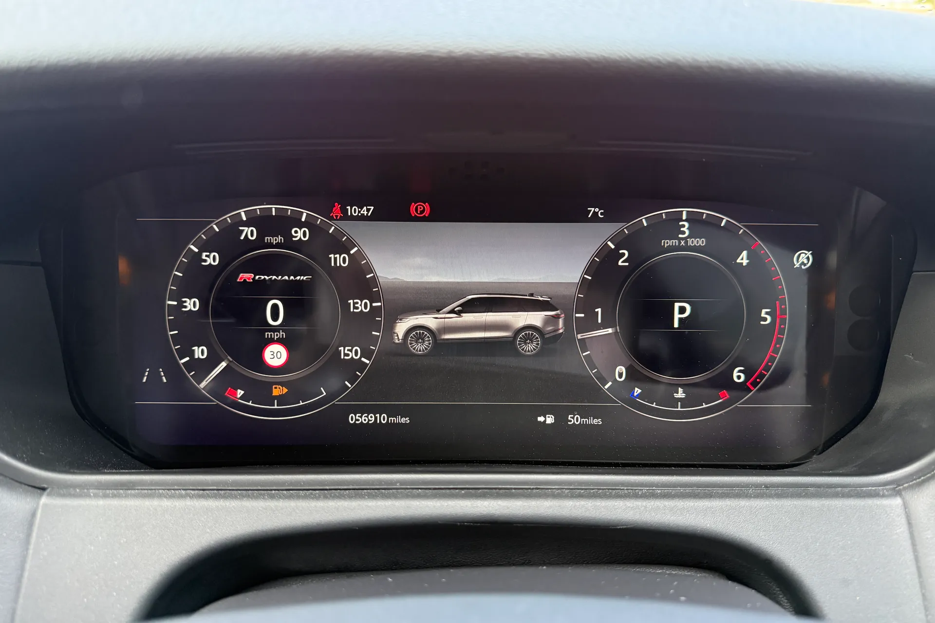 LAND ROVER RANGE ROVER VELAR thumbnail image number 23