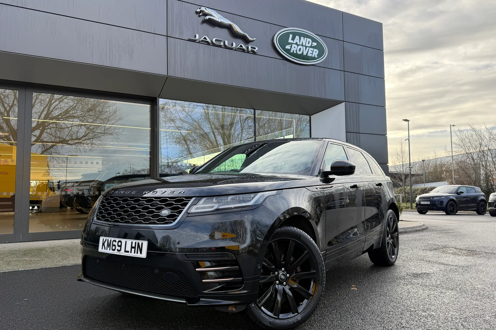 LAND ROVER RANGE ROVER VELAR thumbnail image number 28