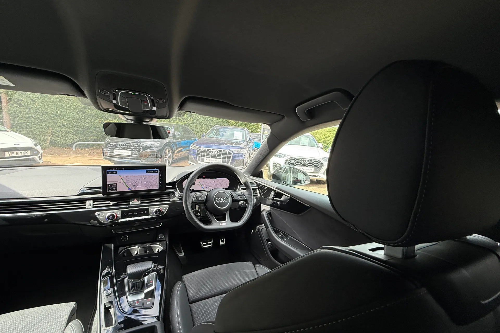 Audi A5 thumbnail image number 32