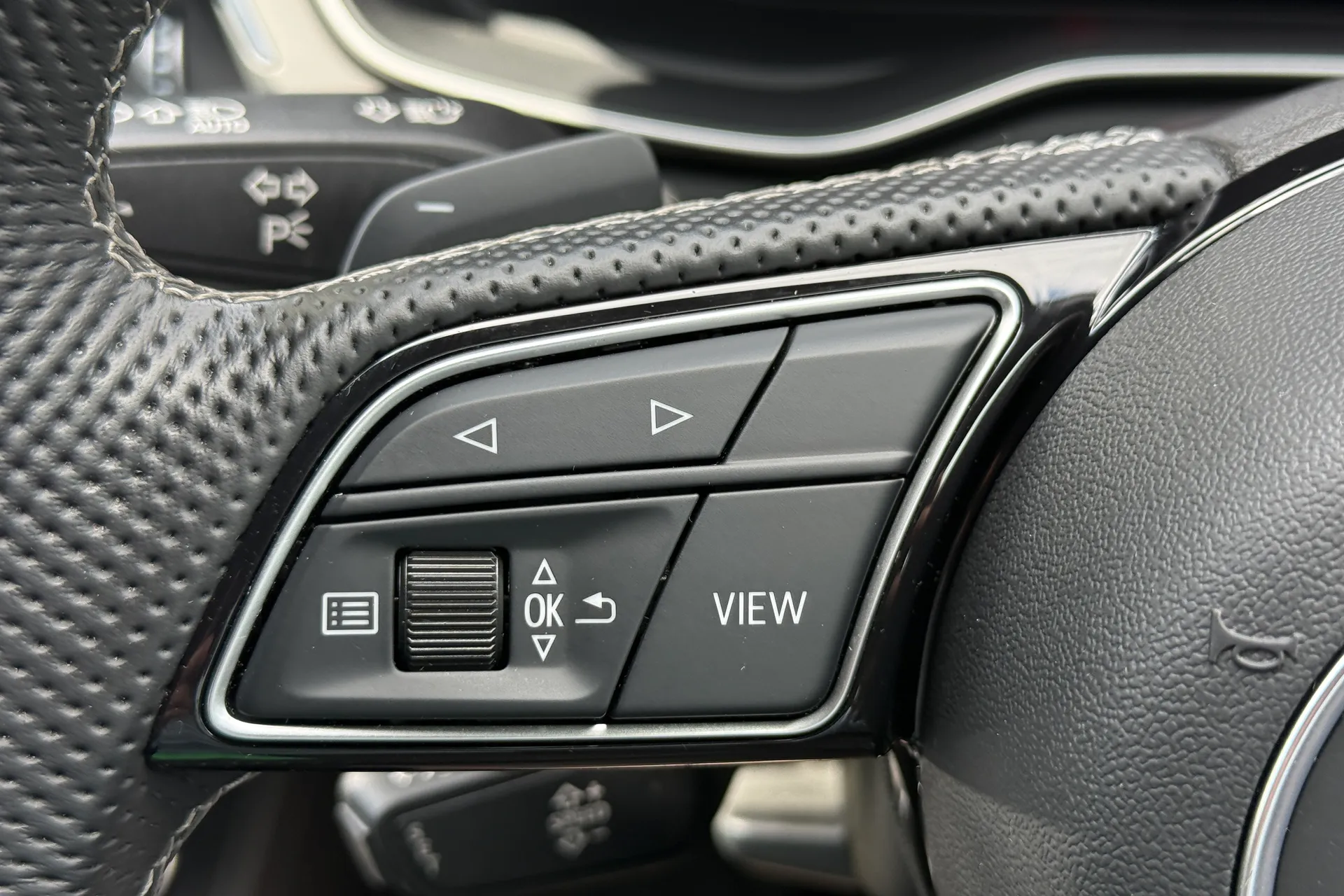 Audi A5 thumbnail image number 23