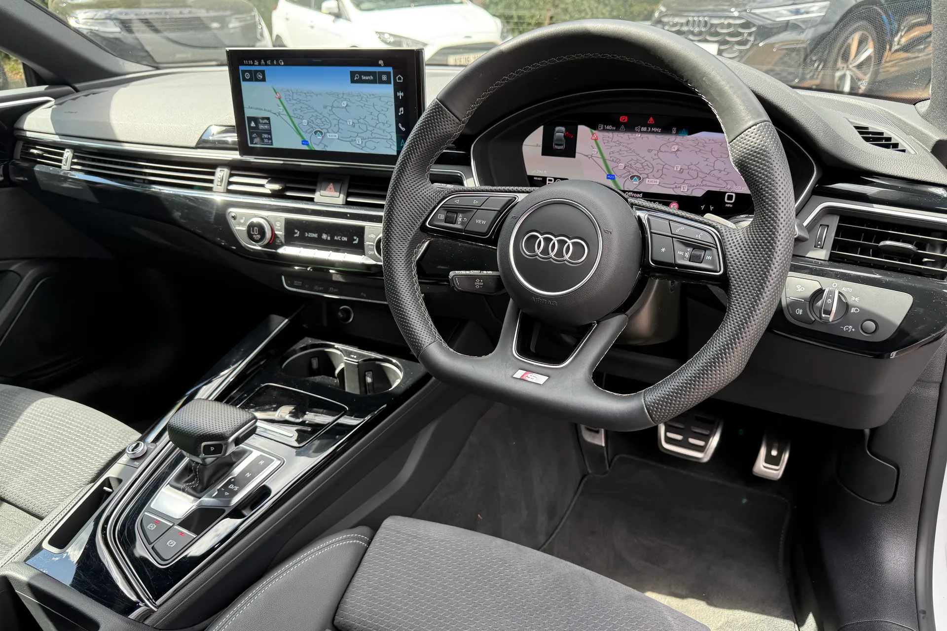 Audi A5 thumbnail image number 28