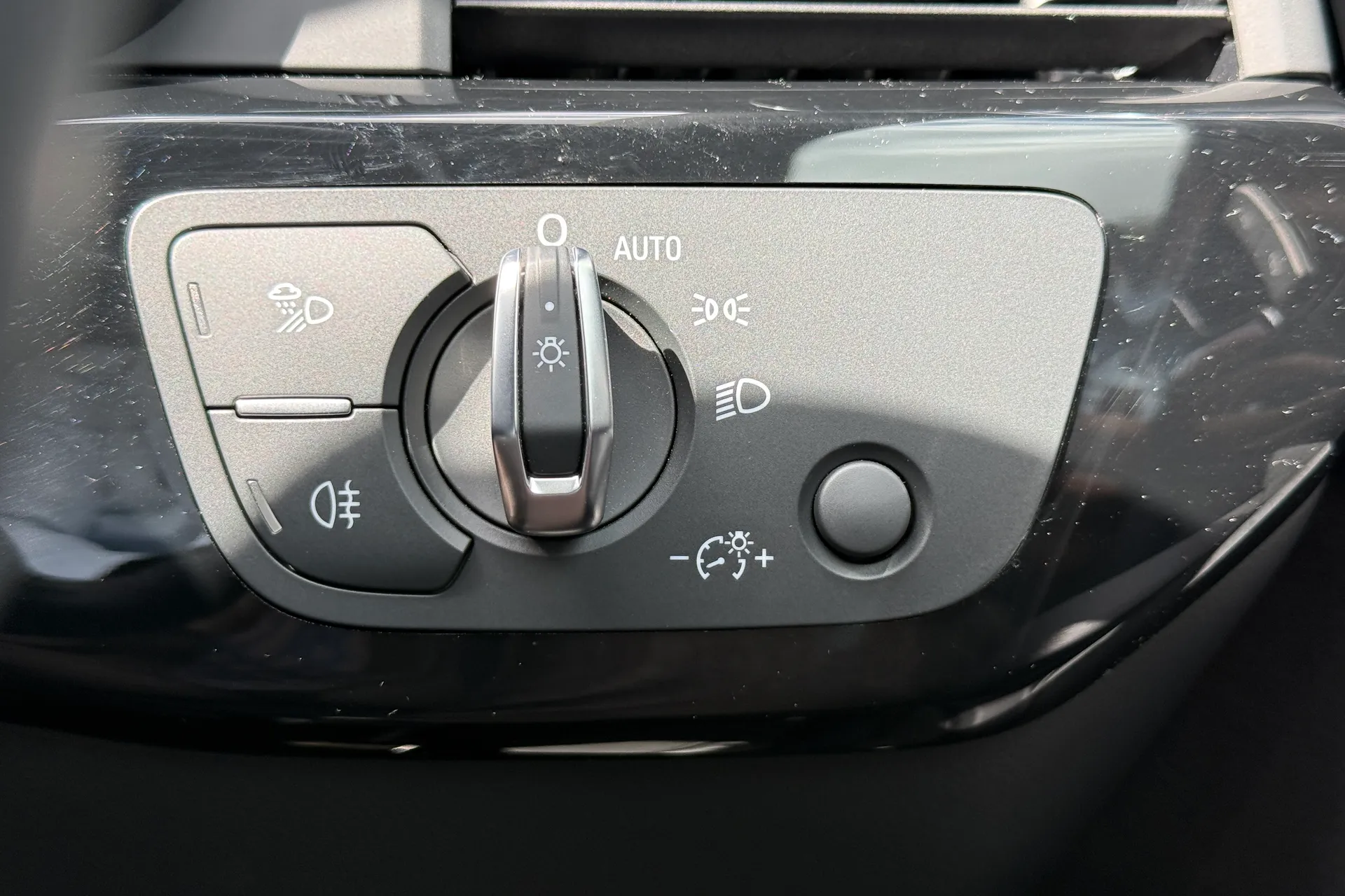 Audi A5 thumbnail image number 22