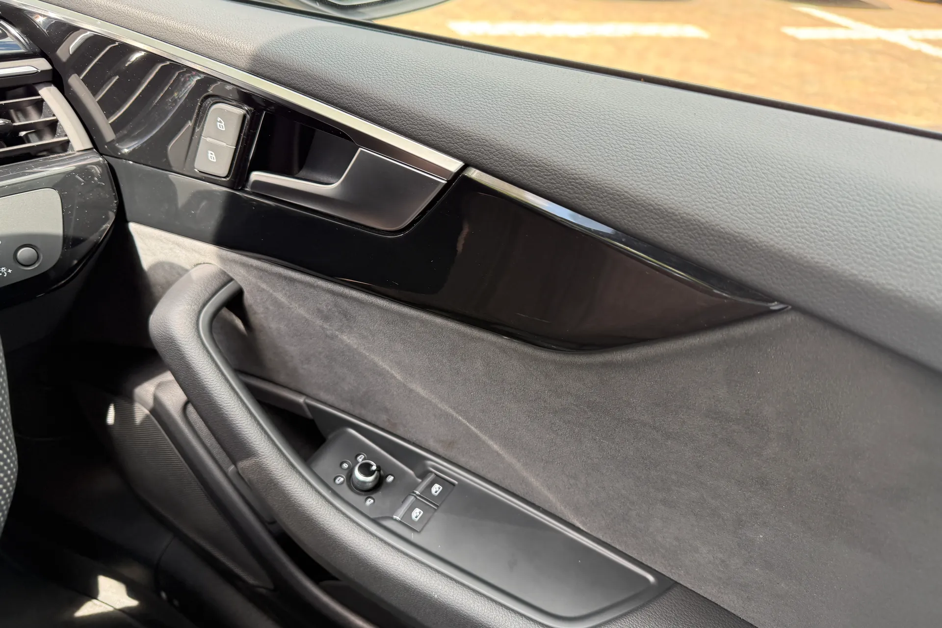 Audi A5 thumbnail image number 25