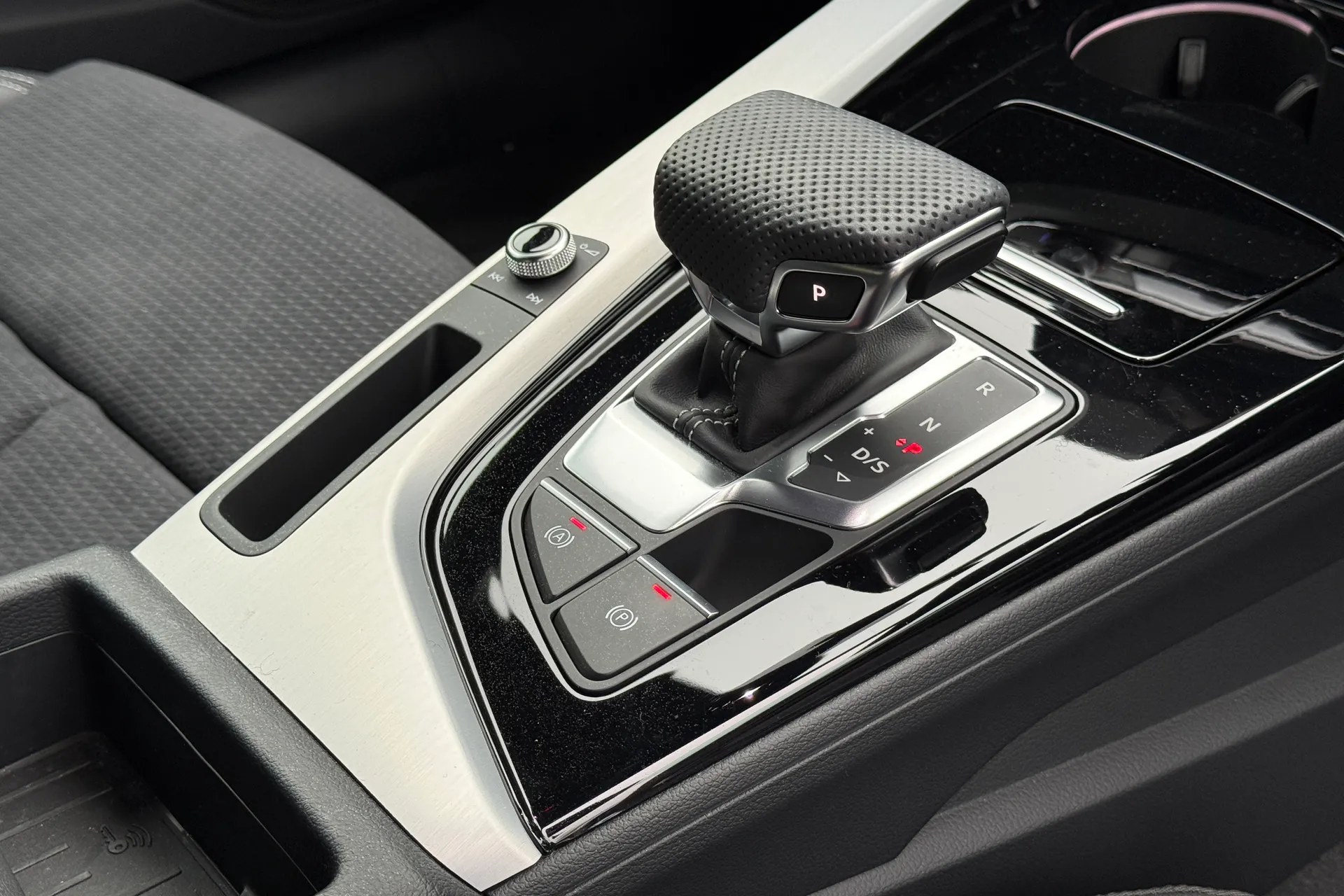 Audi A5 thumbnail image number 45