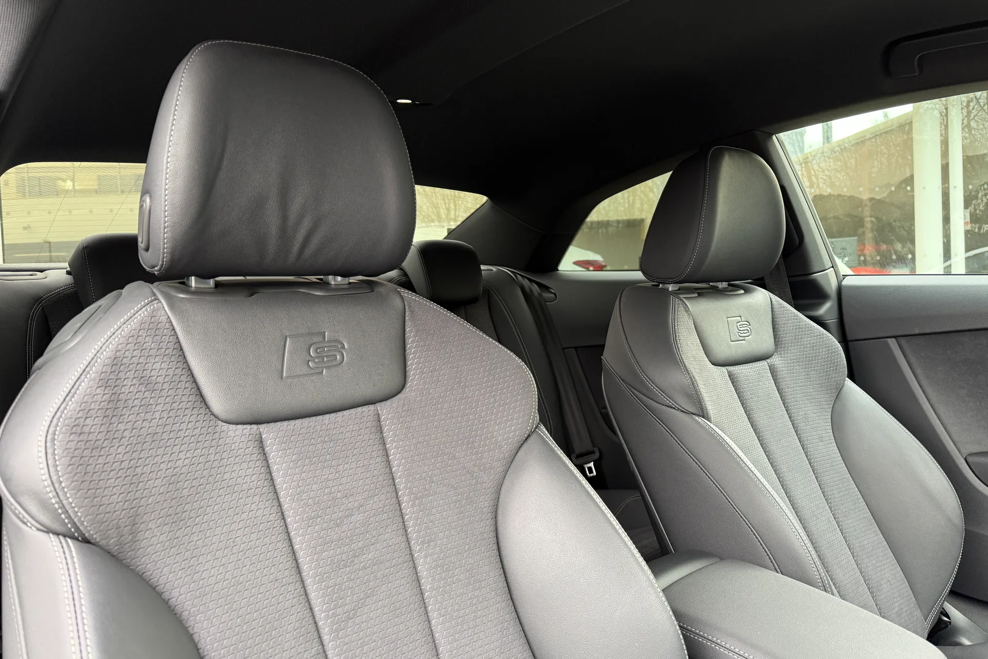 Audi A5 thumbnail image number 12