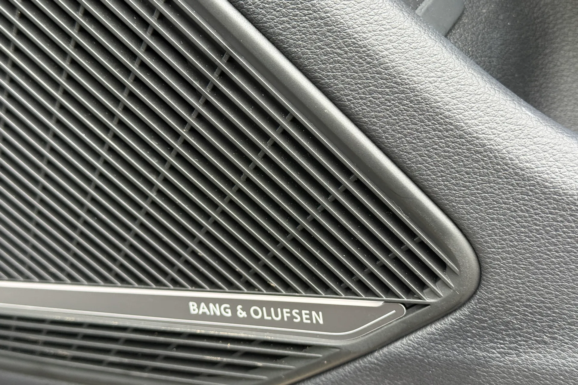 Audi A5 thumbnail image number 42