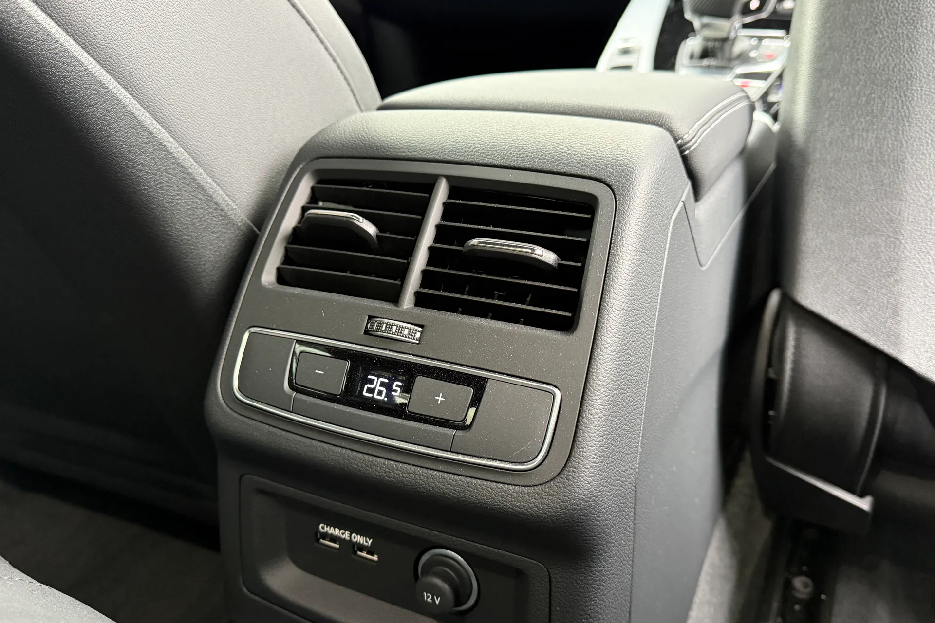 Audi A5 thumbnail image number 29