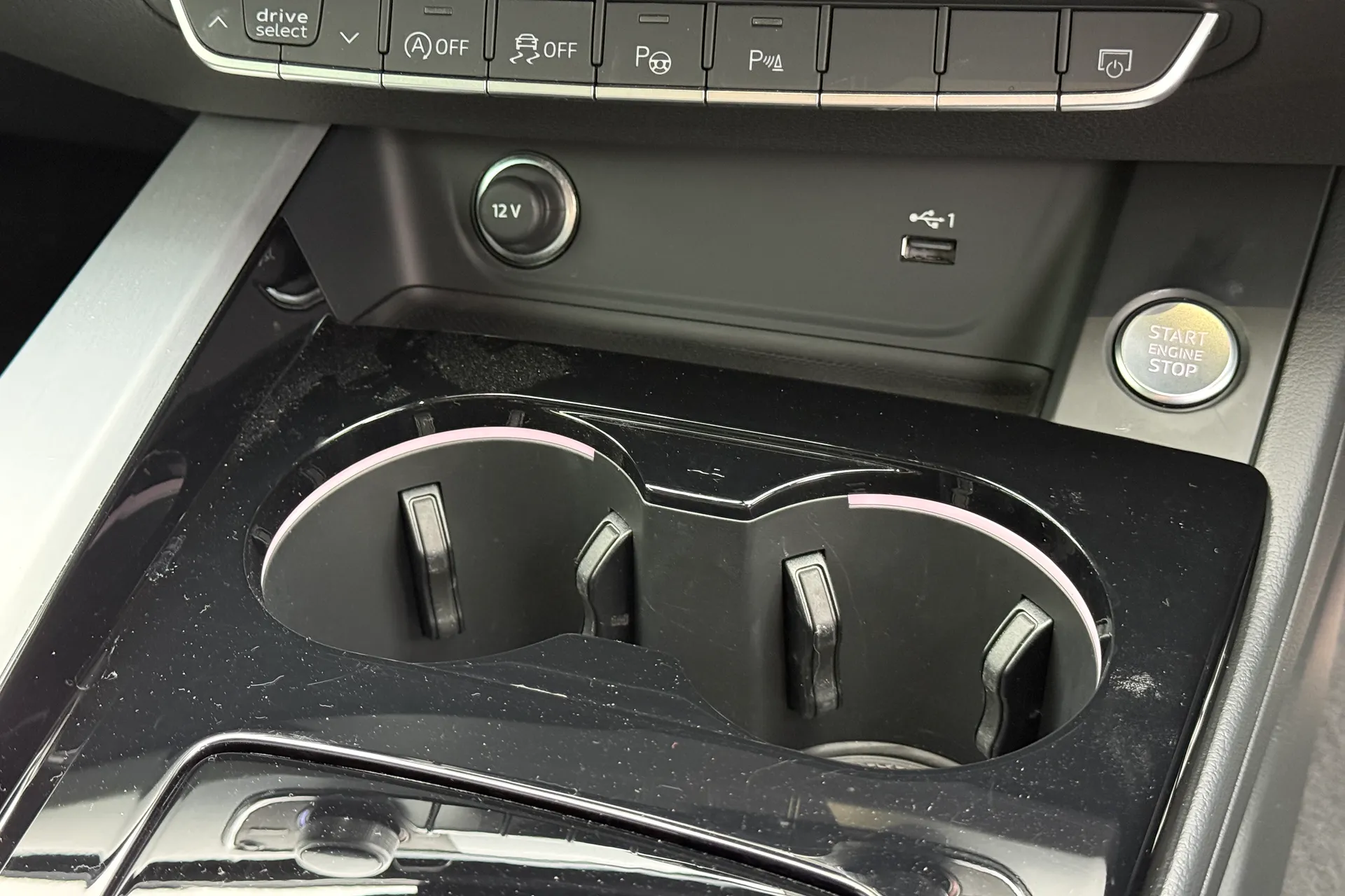 Audi A5 thumbnail image number 46