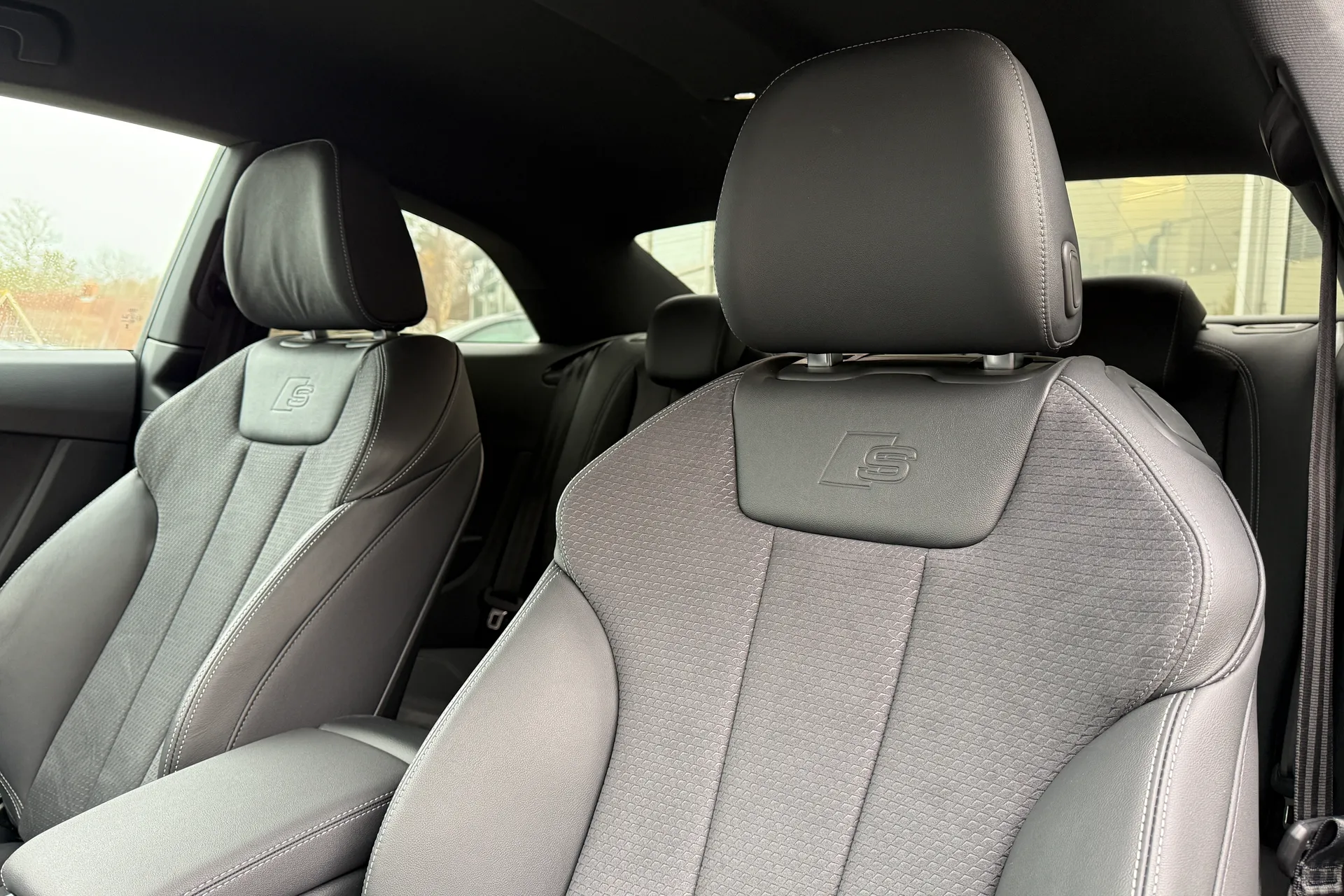 Audi A5 thumbnail image number 19