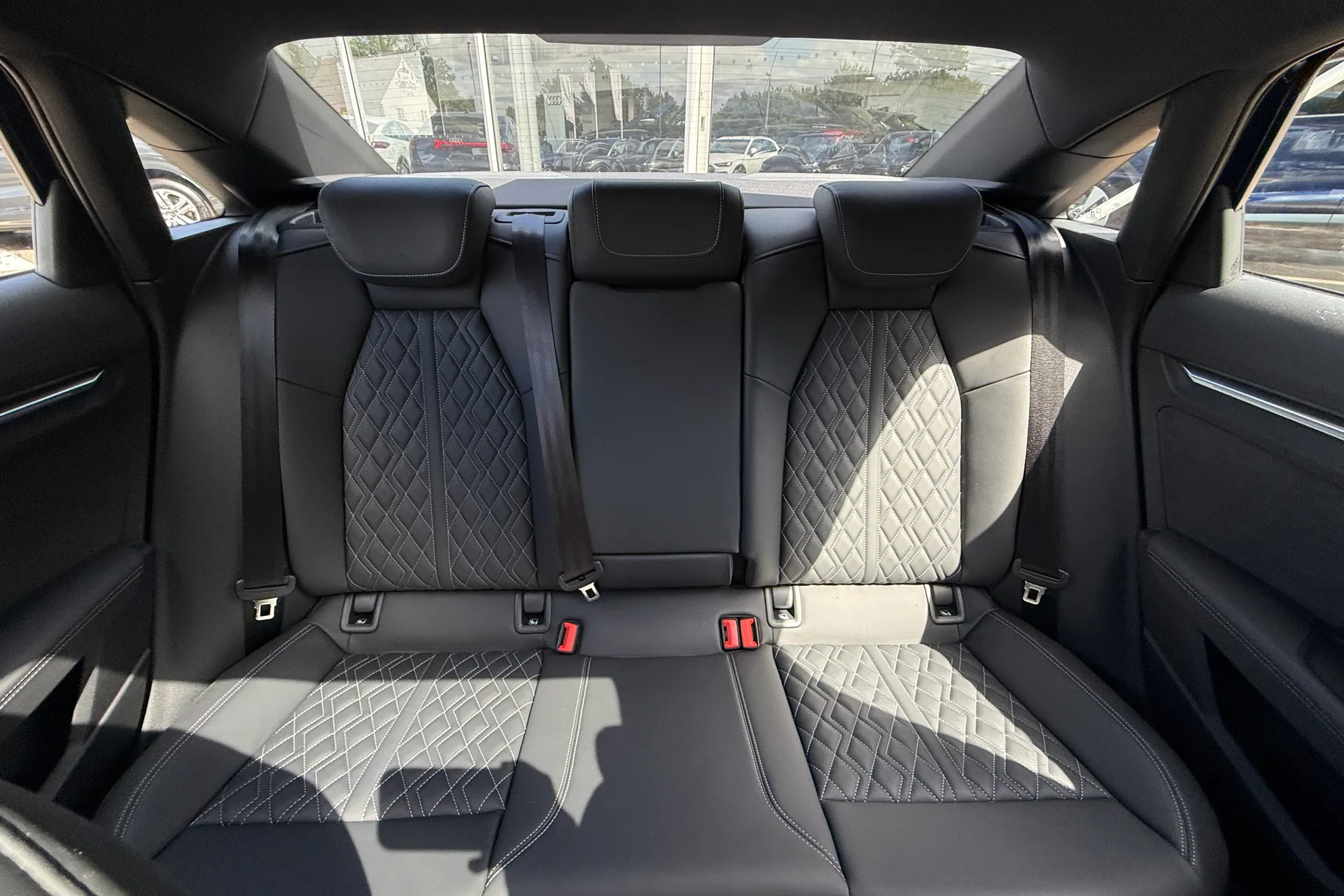 Audi A3 thumbnail image number 27