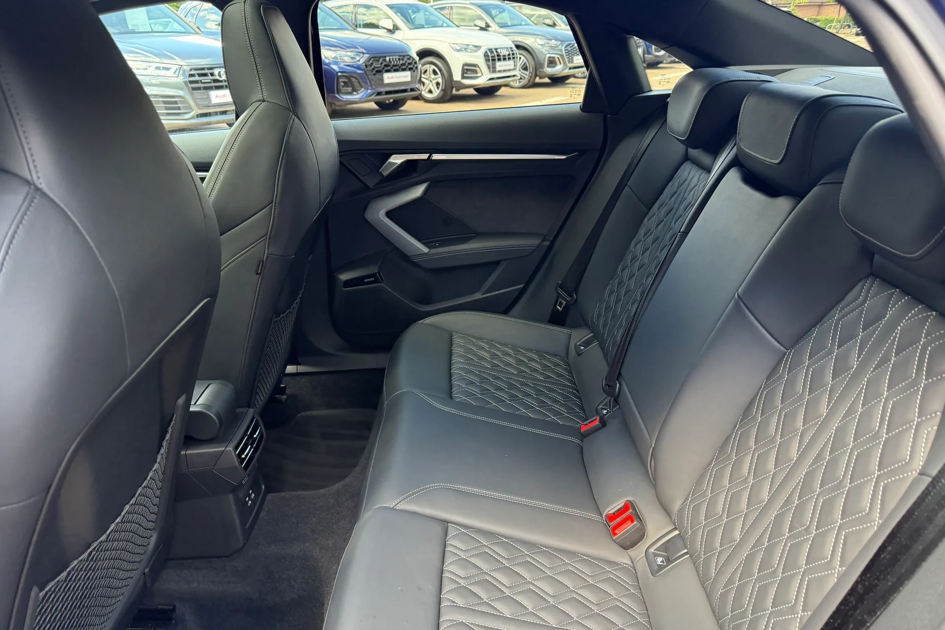 Audi A3 thumbnail image number 50