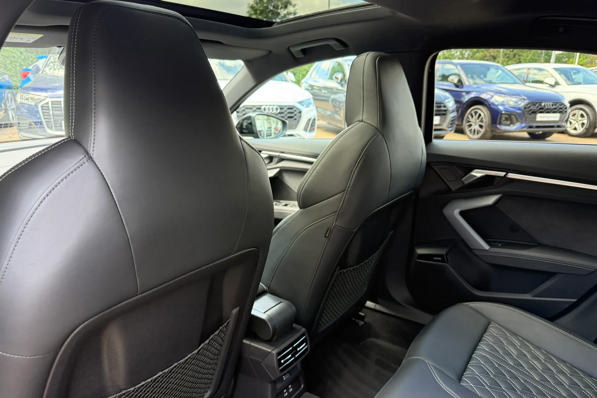 Audi A3 thumbnail image number 48