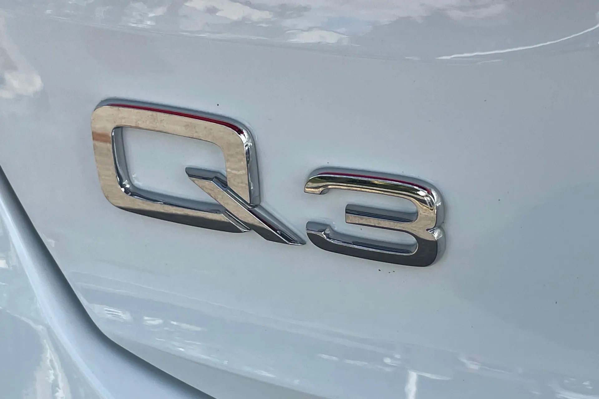 Audi Q3 thumbnail image number 48