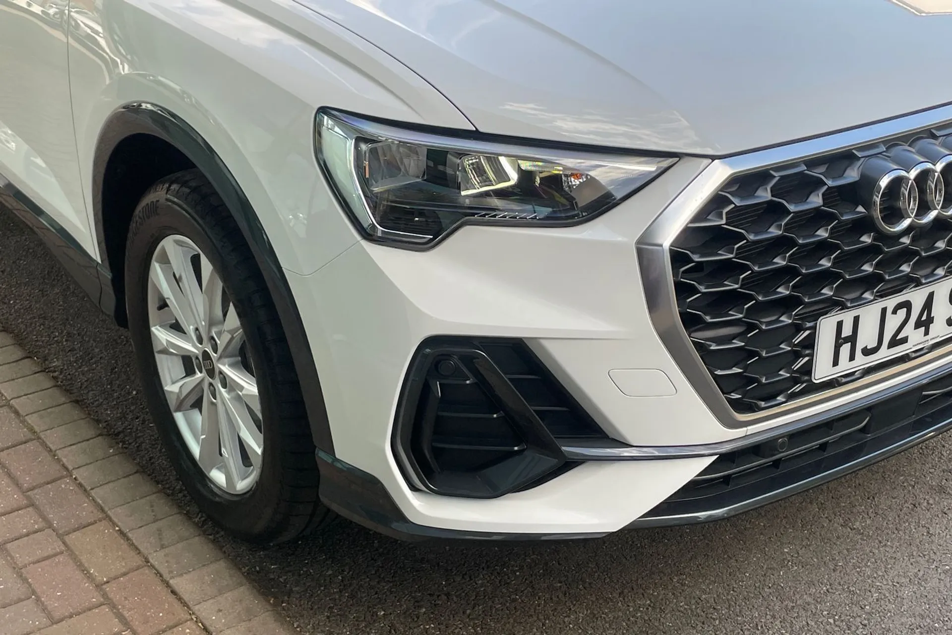 Audi Q3 thumbnail image number 55