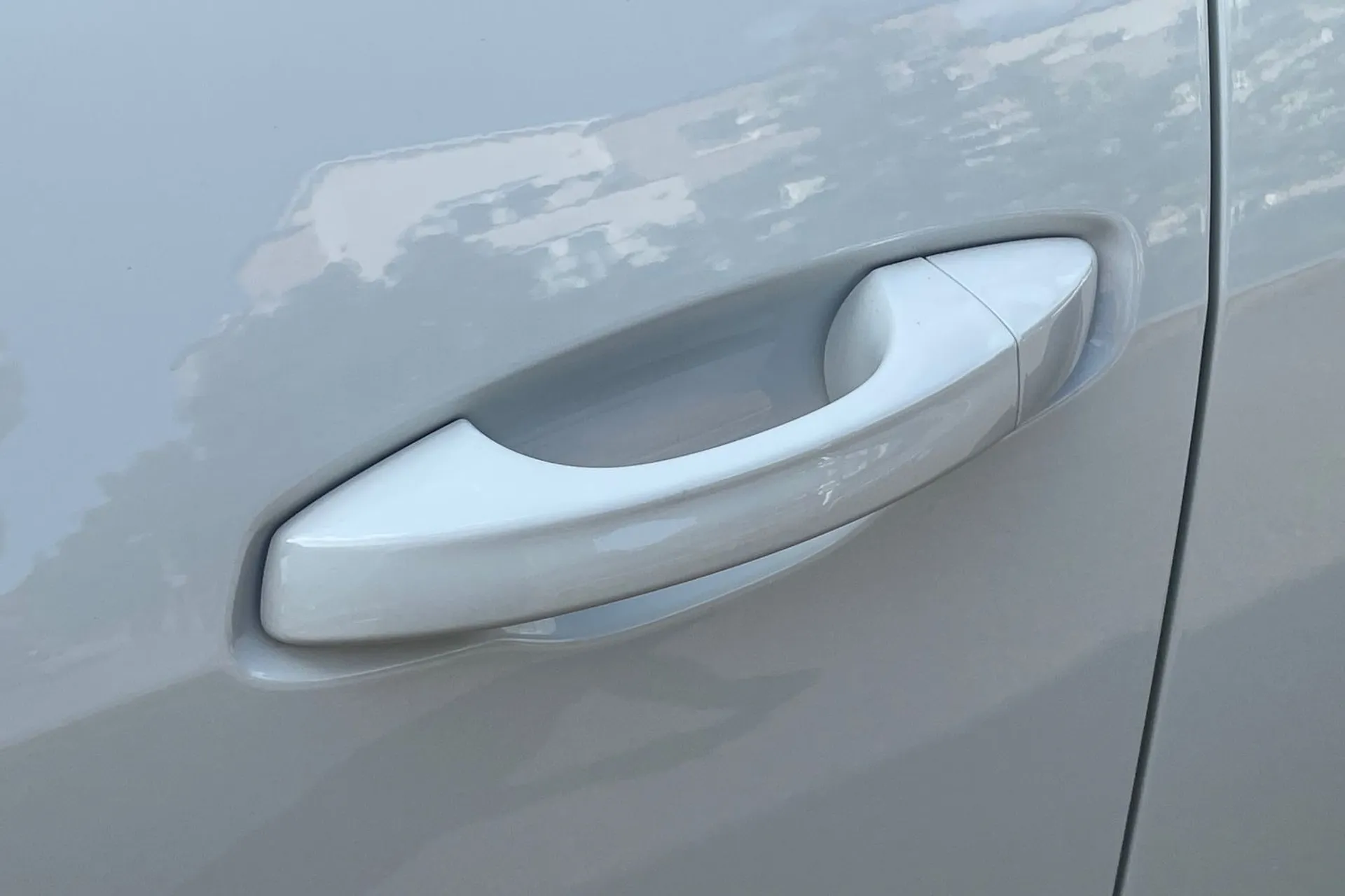 Audi Q3 thumbnail image number 15