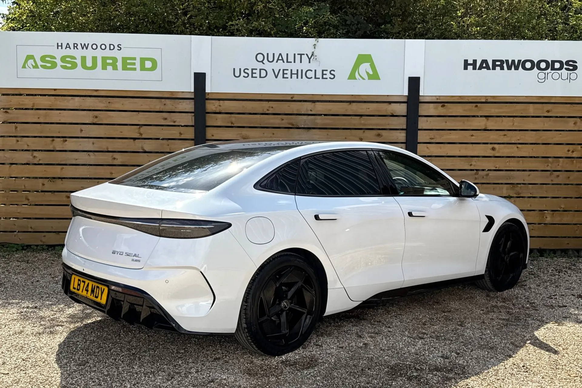 BYD SEAL thumbnail image number 8