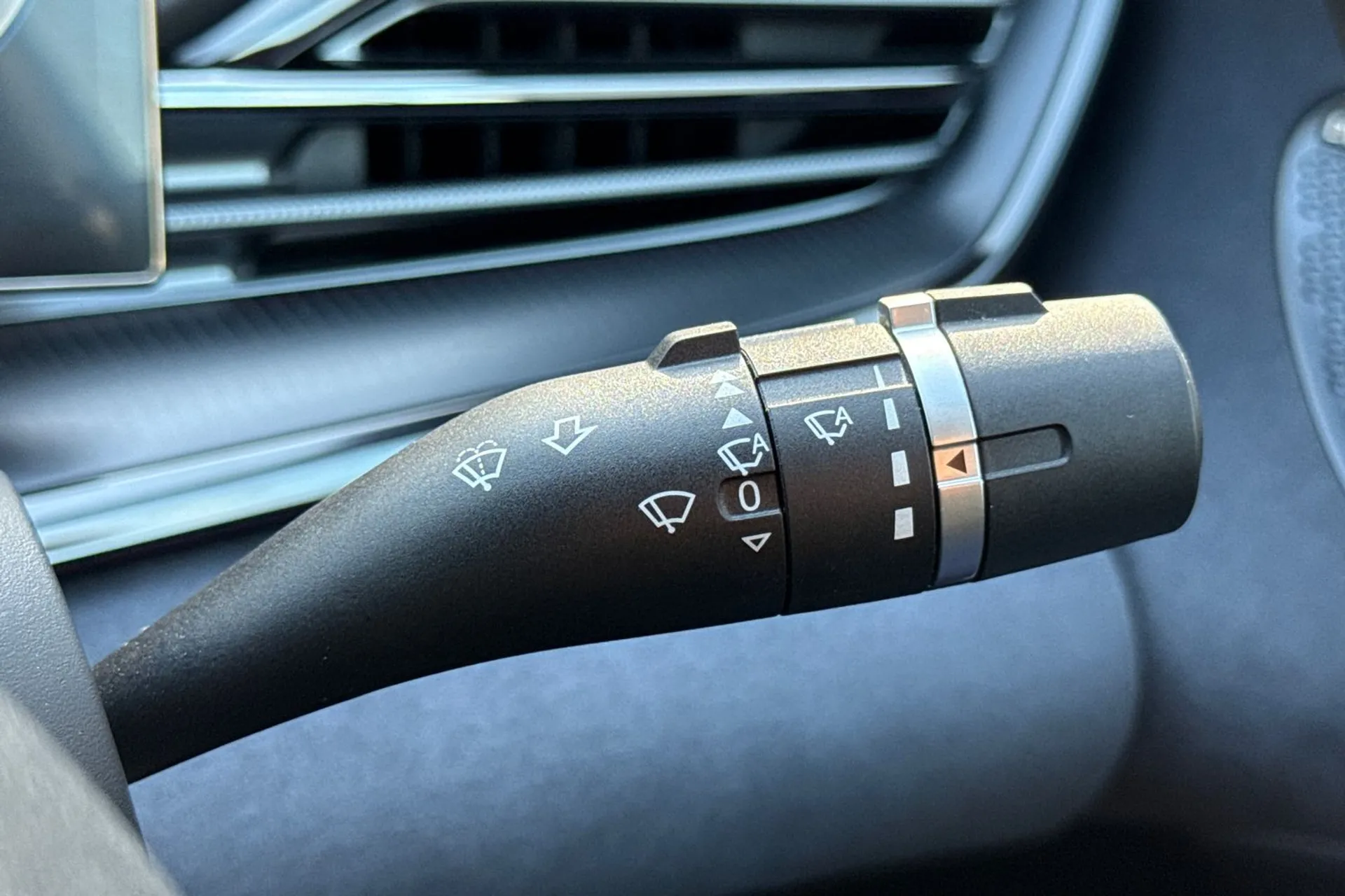 BYD SEAL thumbnail image number 49