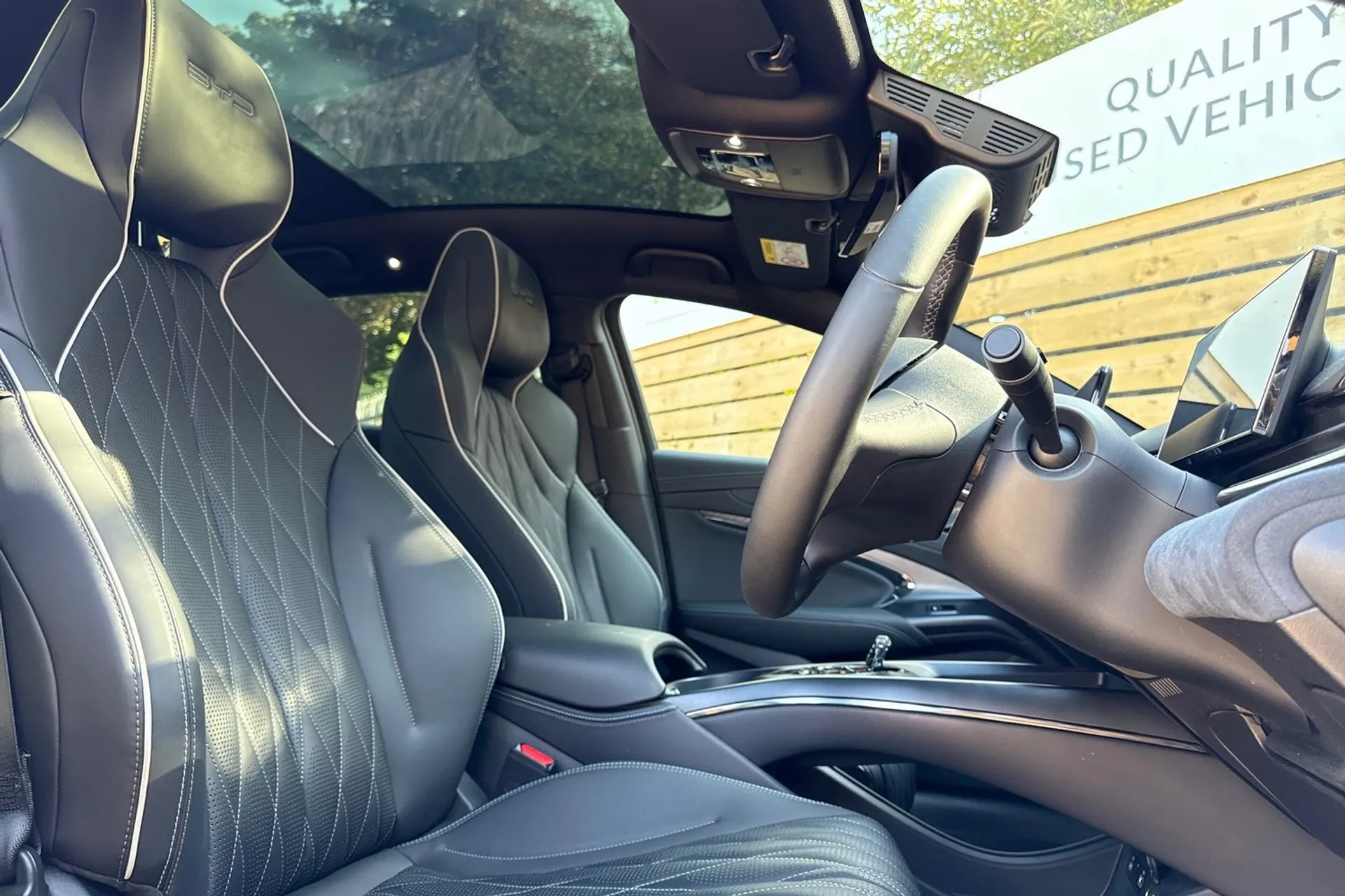 BYD SEAL thumbnail image number 26