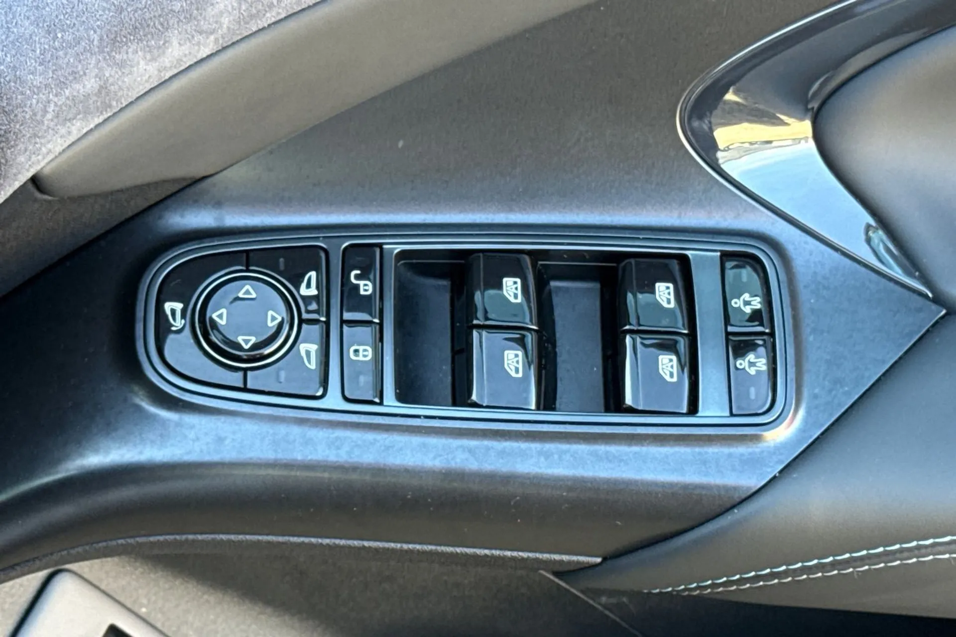 BYD SEAL thumbnail image number 44