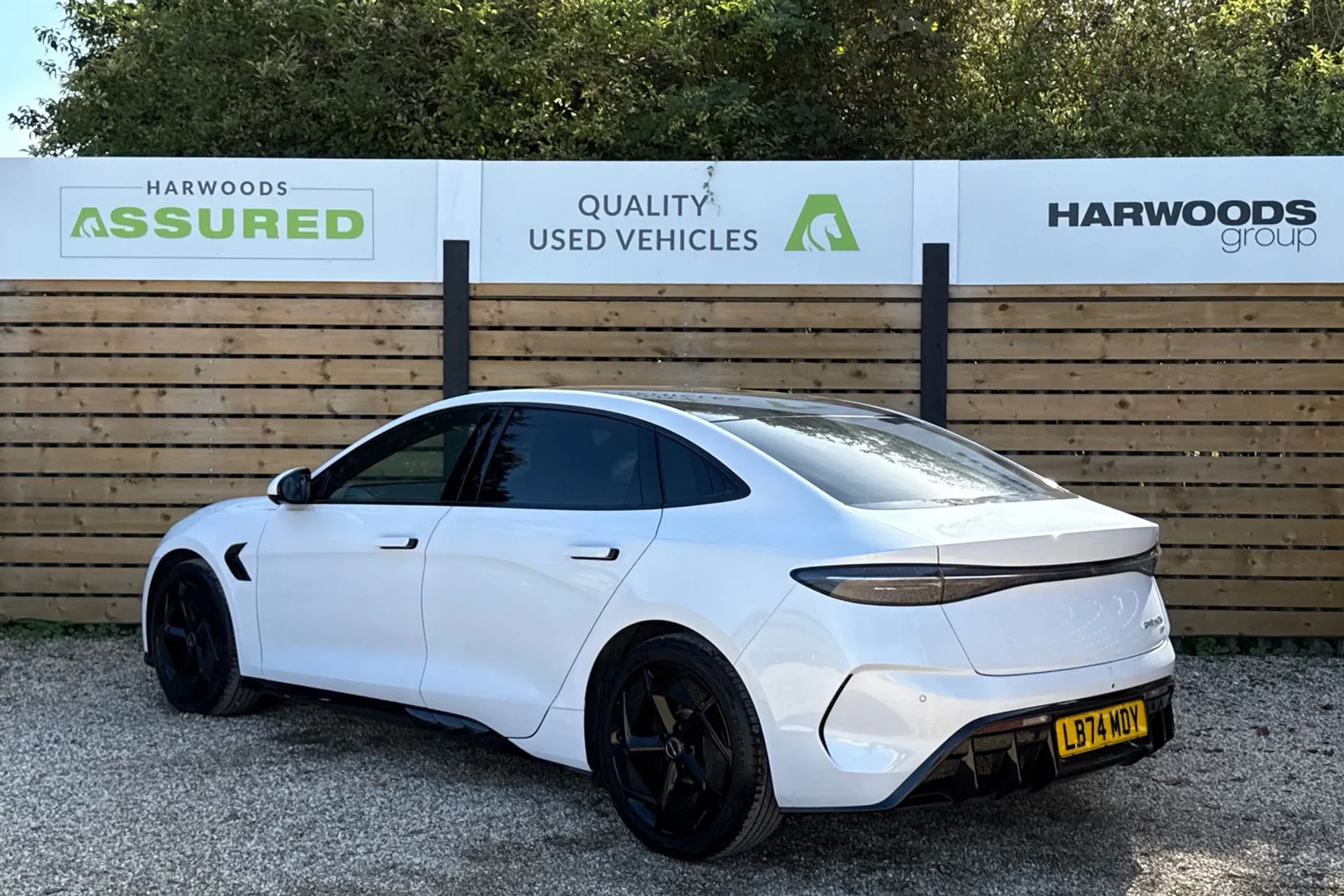 BYD SEAL thumbnail image number 10