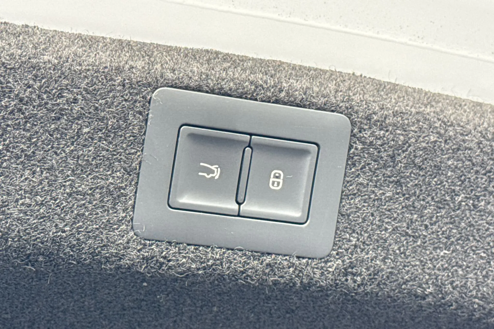 BYD SEAL thumbnail image number 22