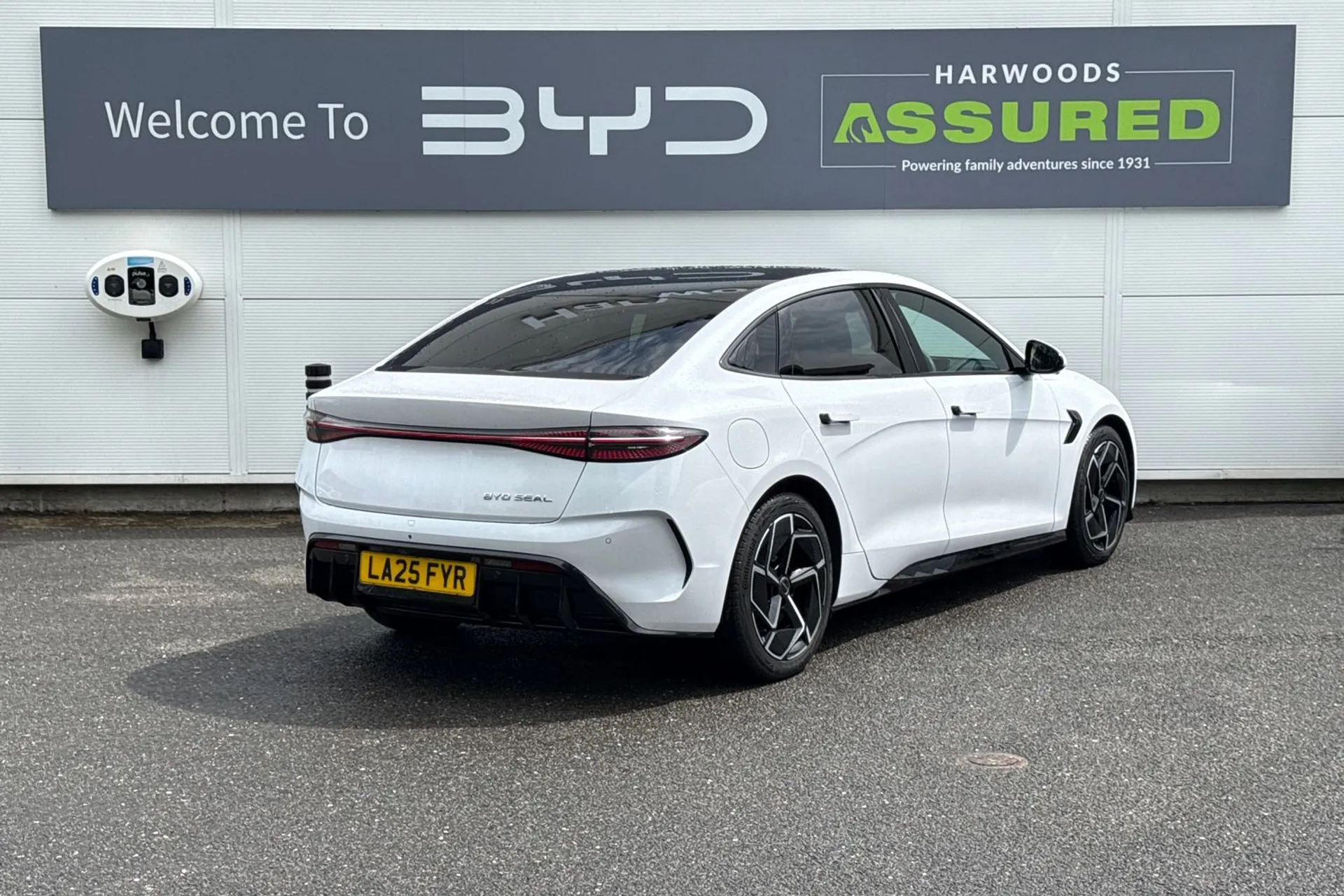 BYD SEAL thumbnail image number 7