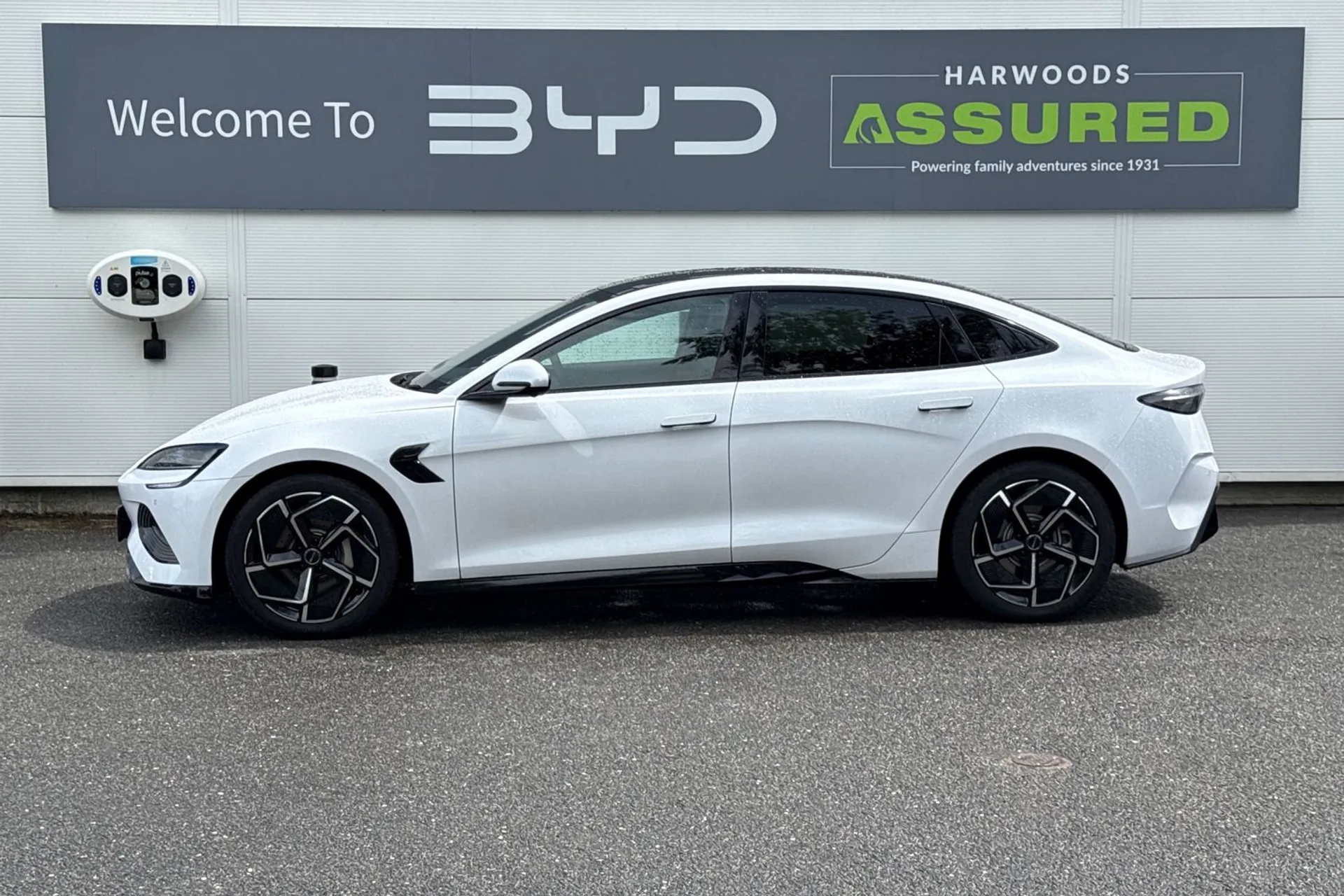 BYD SEAL thumbnail image number 11