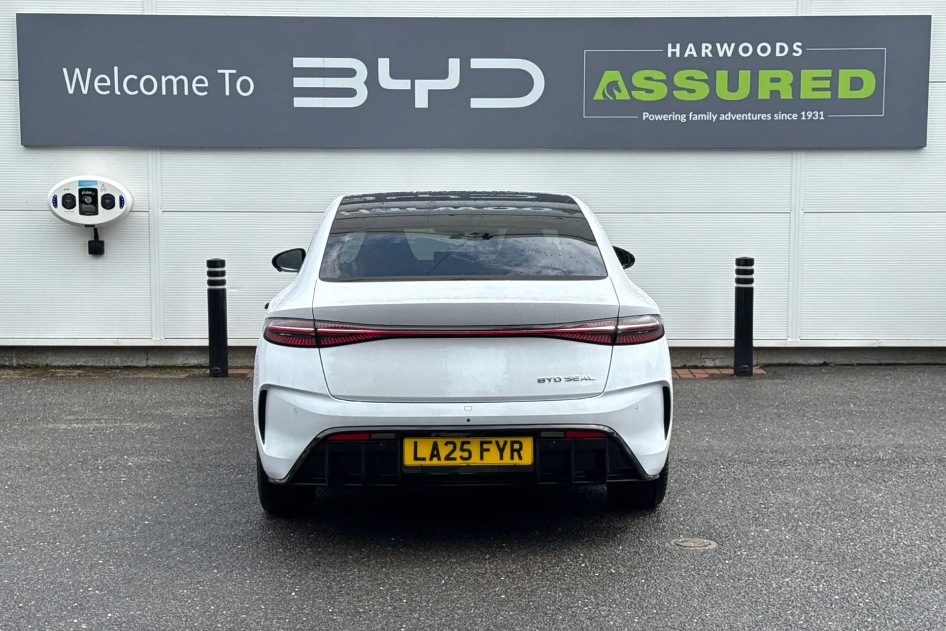 BYD SEAL thumbnail image number 9