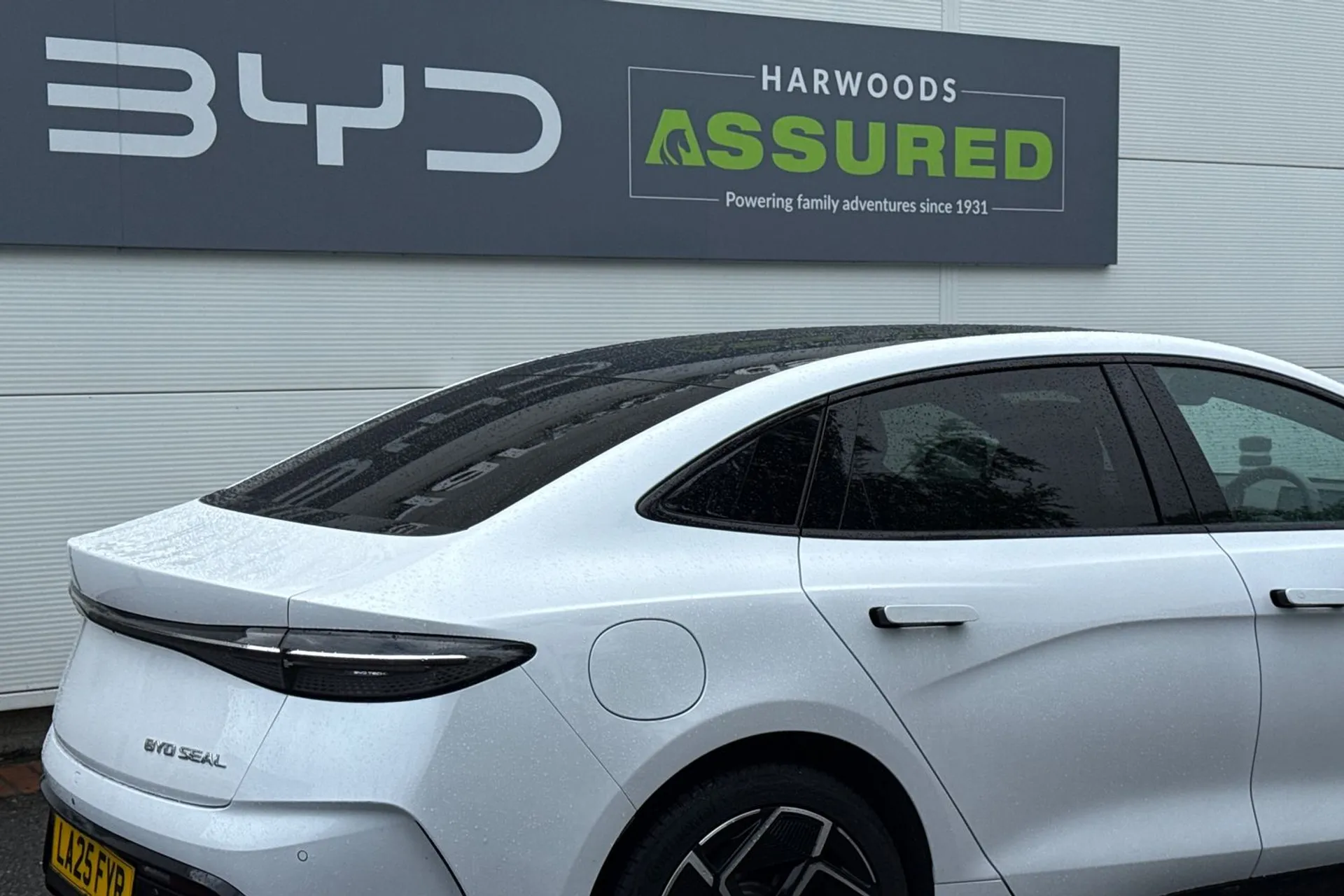 BYD SEAL thumbnail image number 16