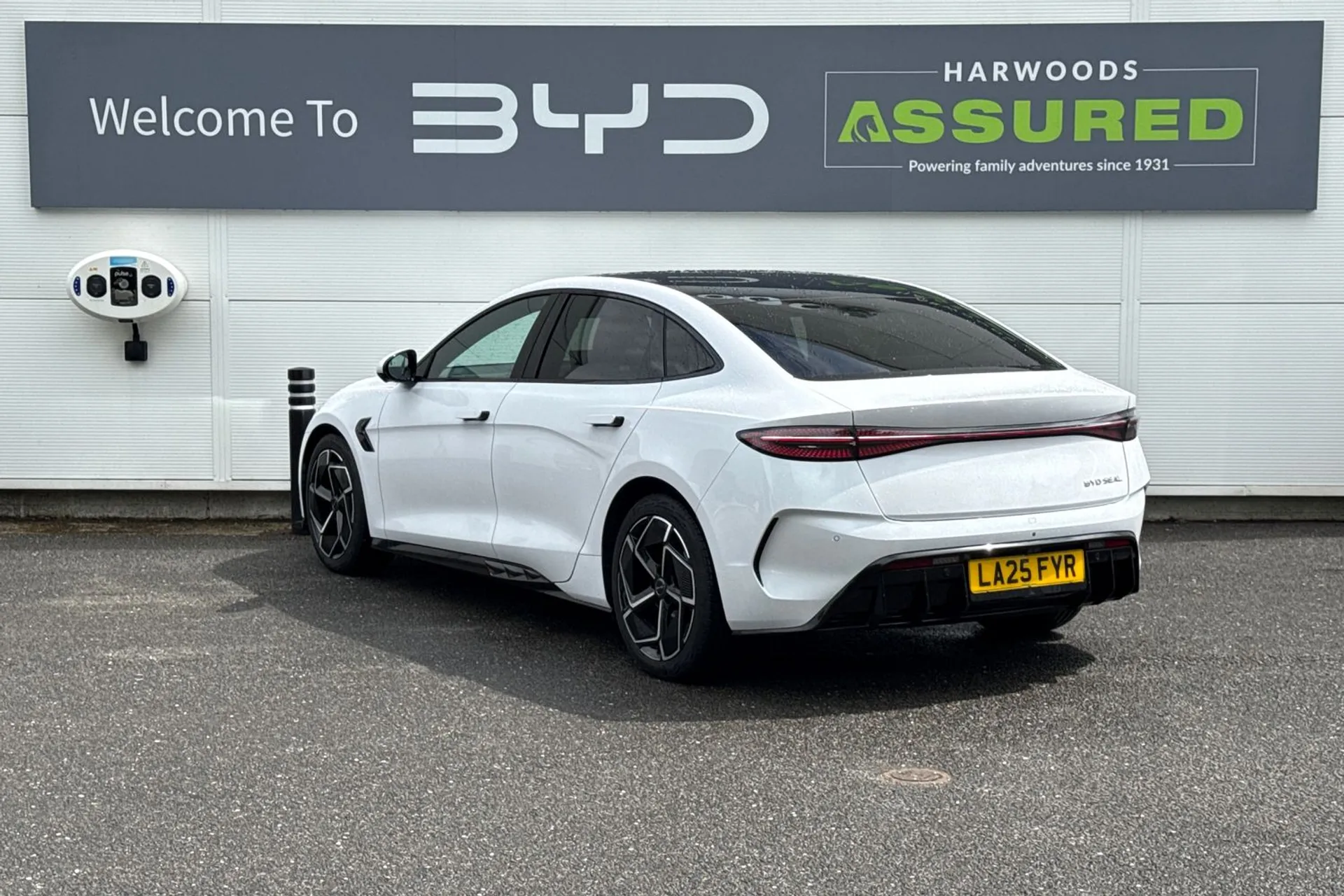 BYD SEAL thumbnail image number 10