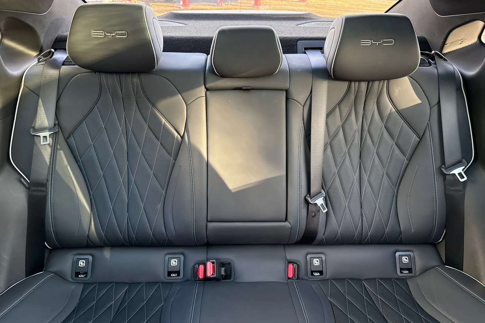 BYD SEAL thumbnail image number 33