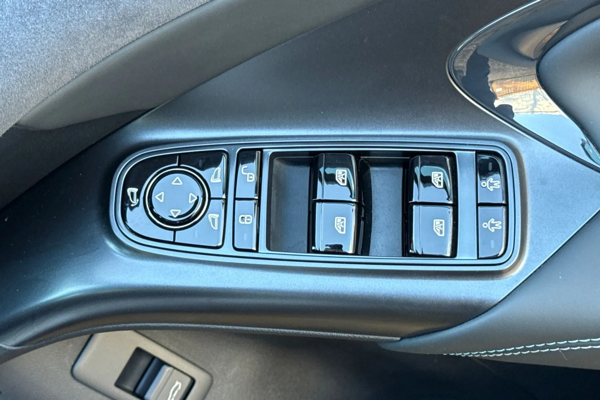 BYD SEAL thumbnail image number 51