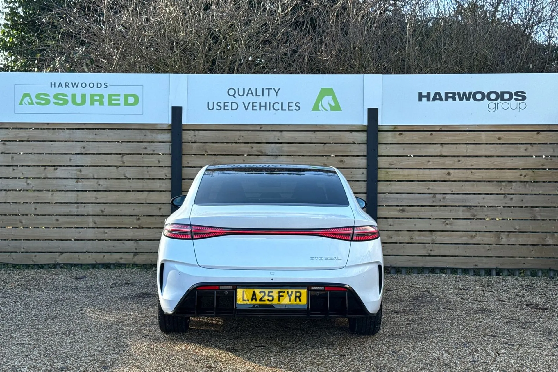 BYD SEAL thumbnail image number 10