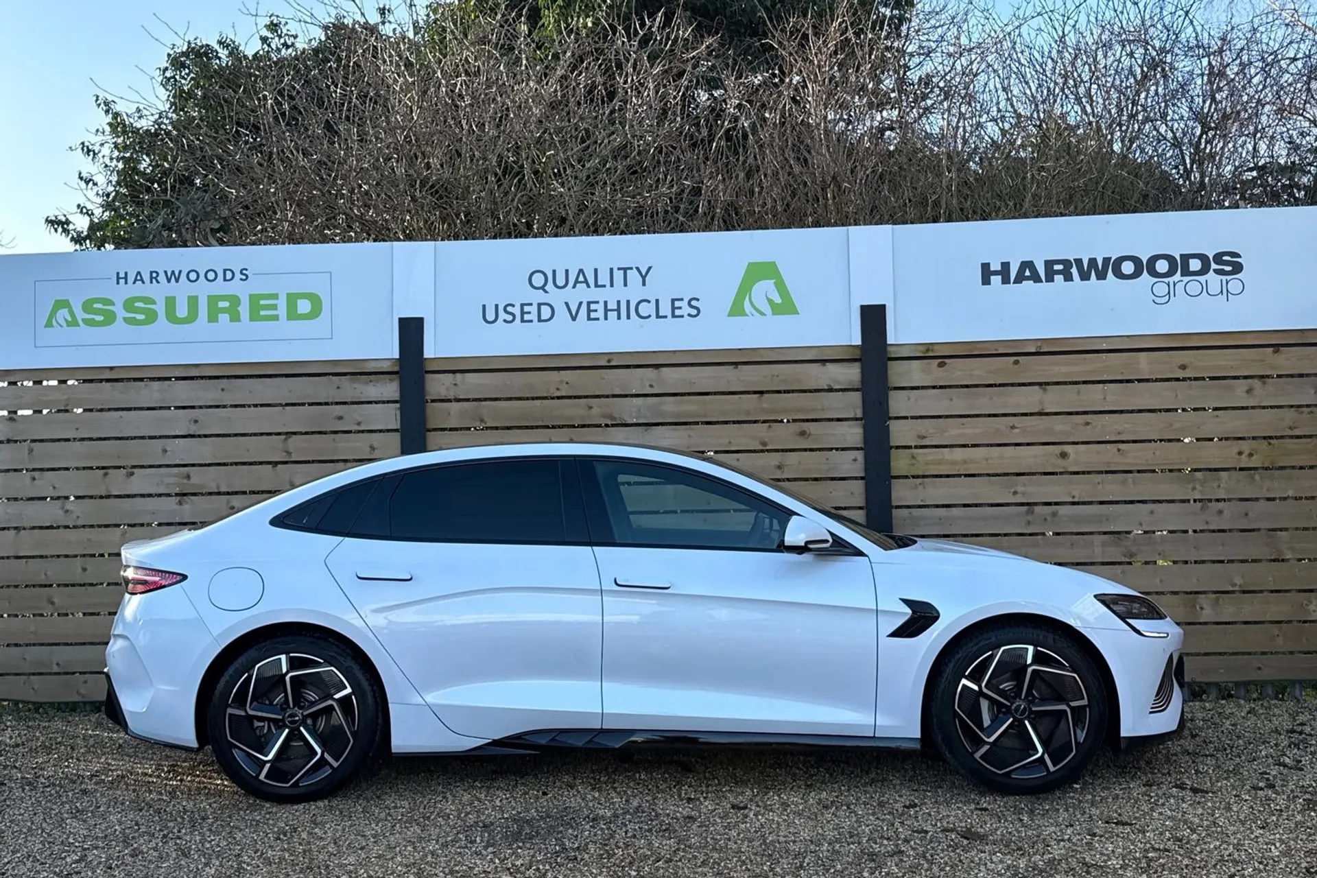 BYD SEAL thumbnail image number 8