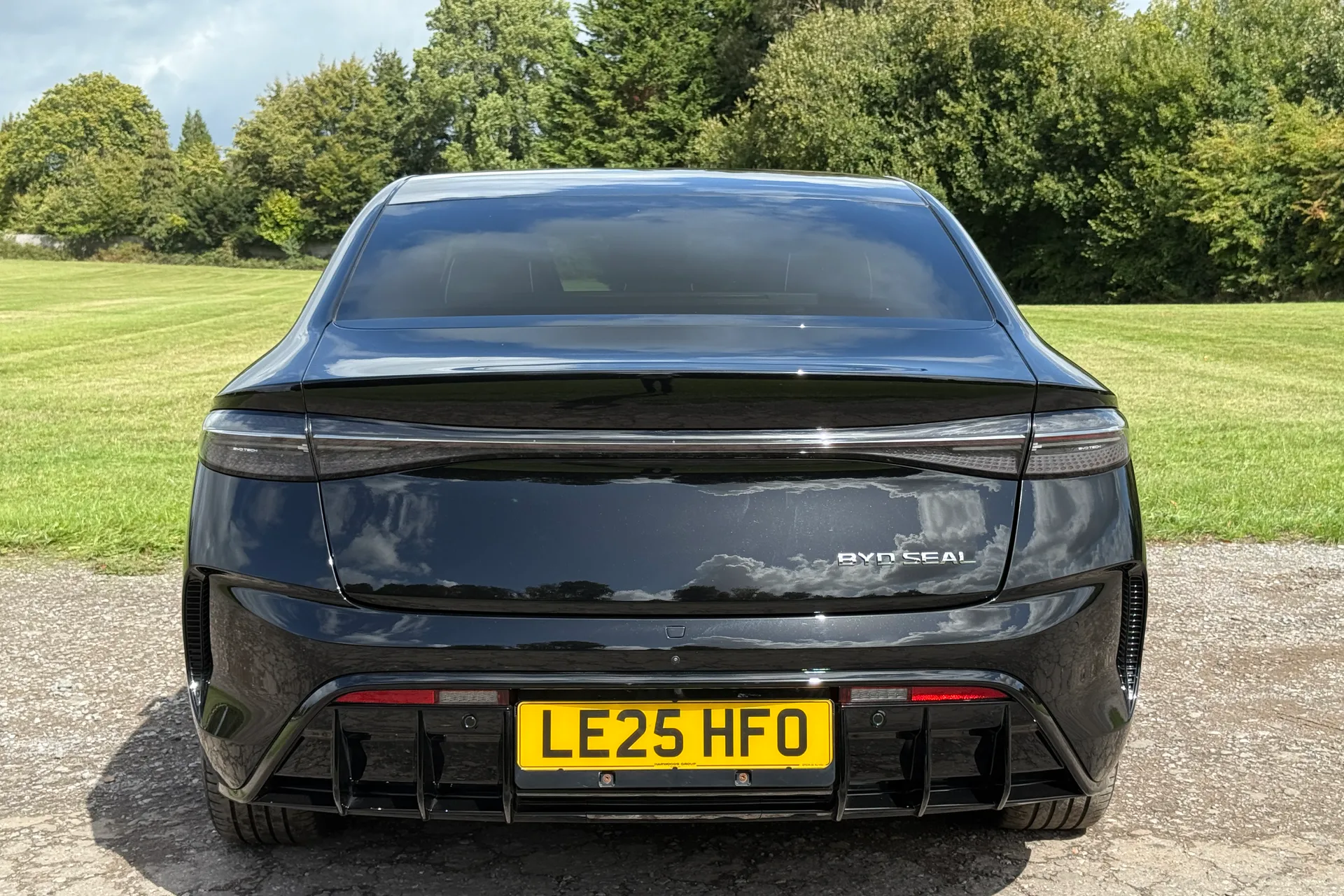 BYD SEAL thumbnail image number 17