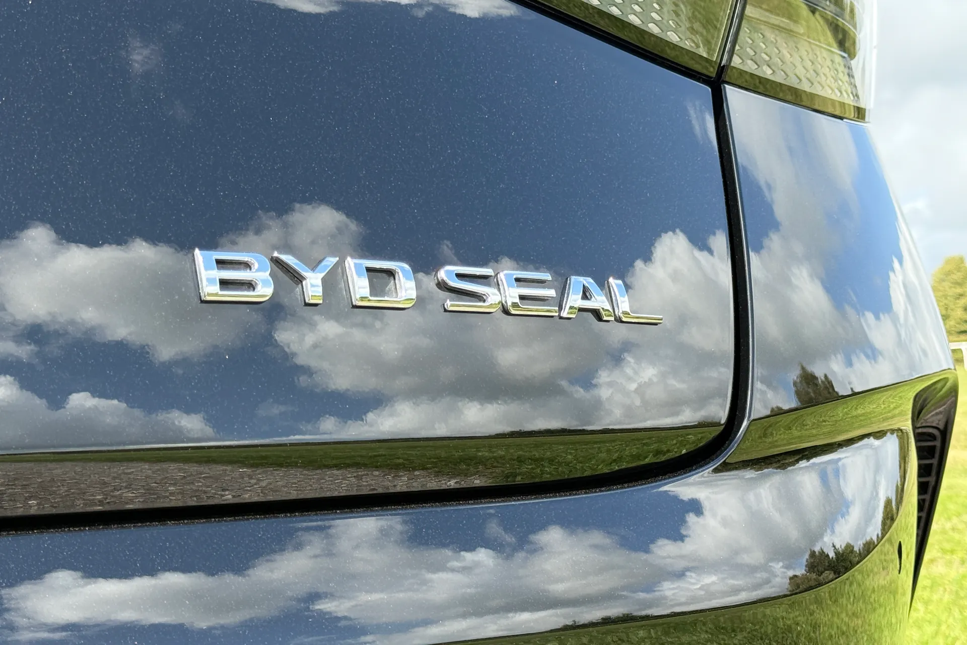 BYD SEAL thumbnail image number 15
