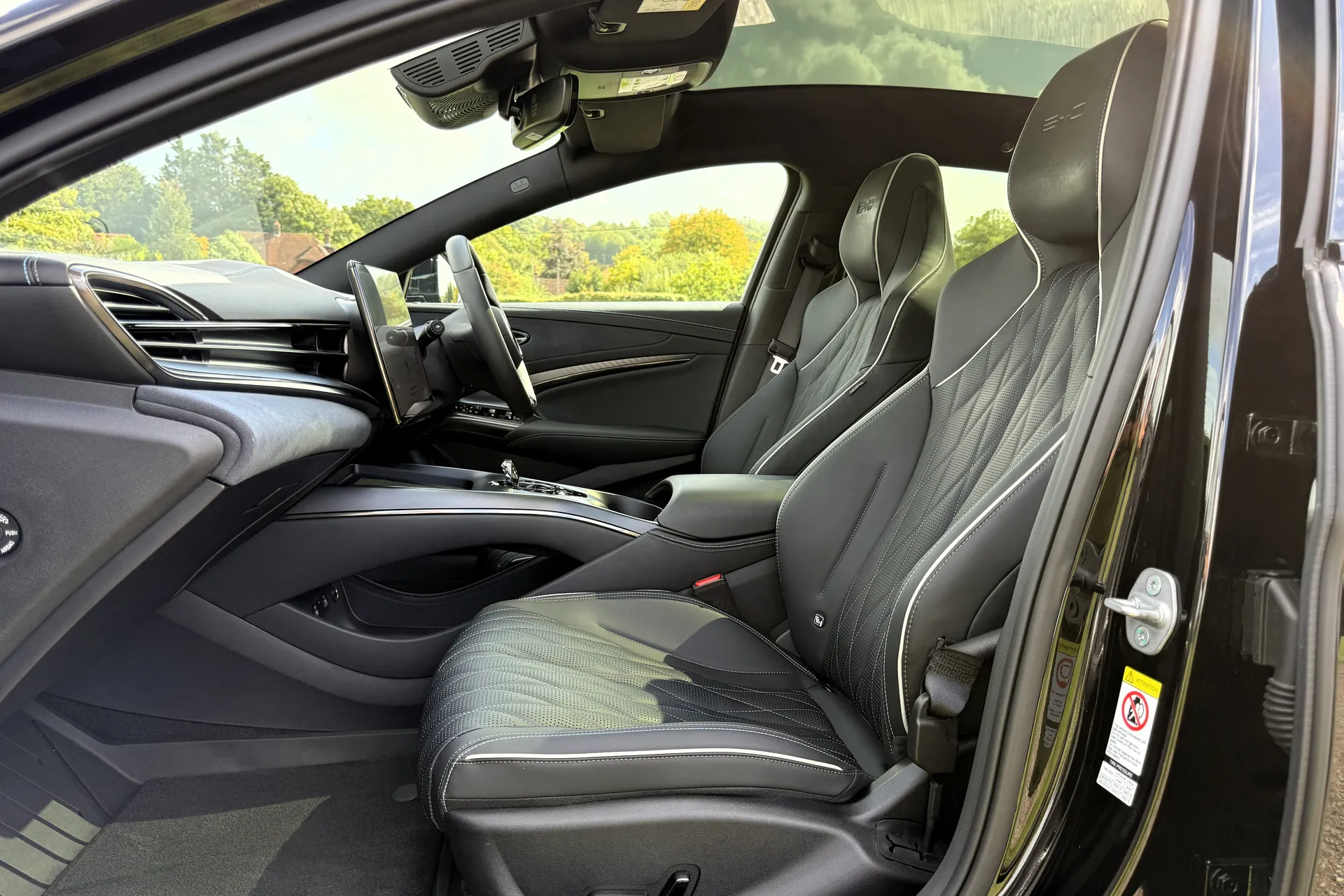 BYD SEAL thumbnail image number 31