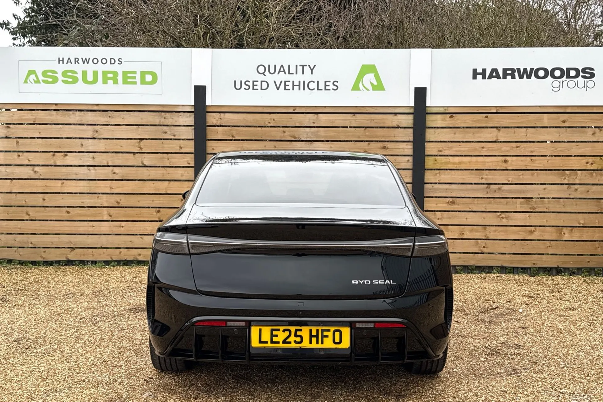 BYD SEAL thumbnail image number 9