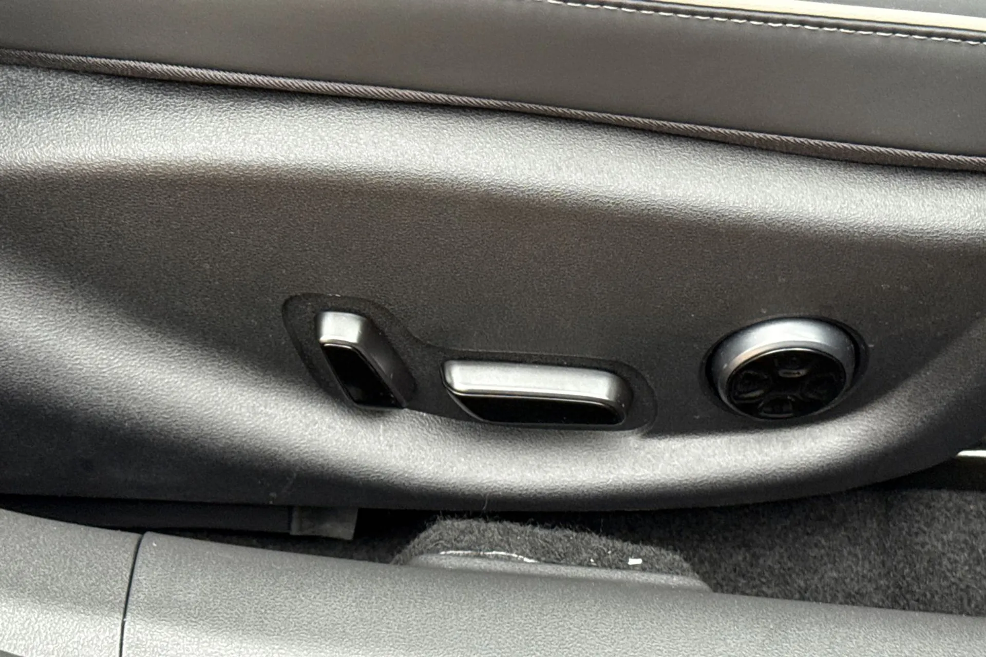 BYD SEAL thumbnail image number 48