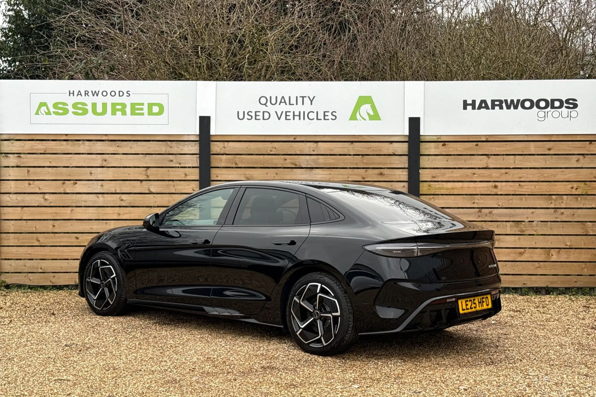 BYD SEAL thumbnail image number 10