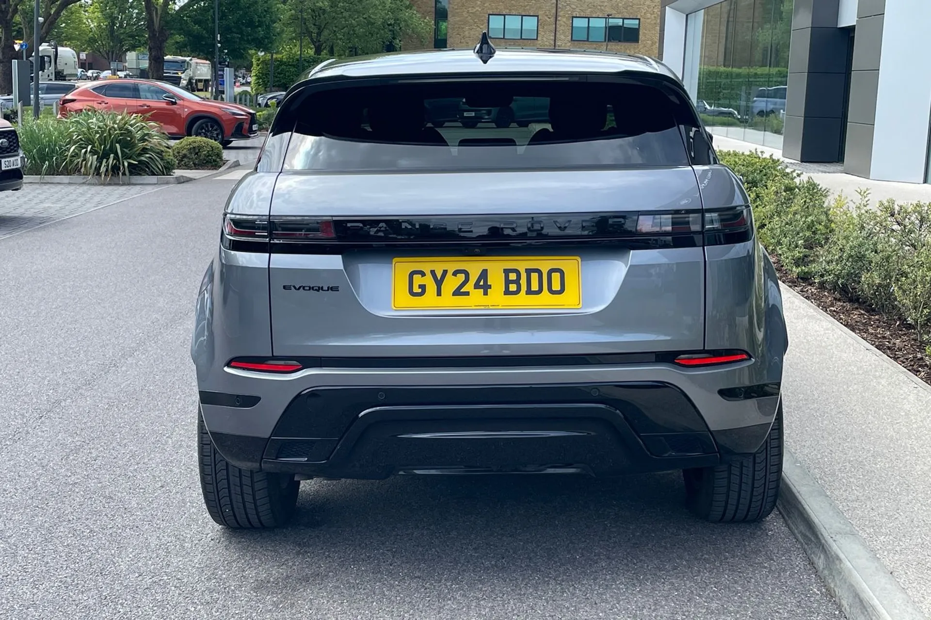 LAND ROVER RANGE ROVER EVOQUE thumbnail image number 9