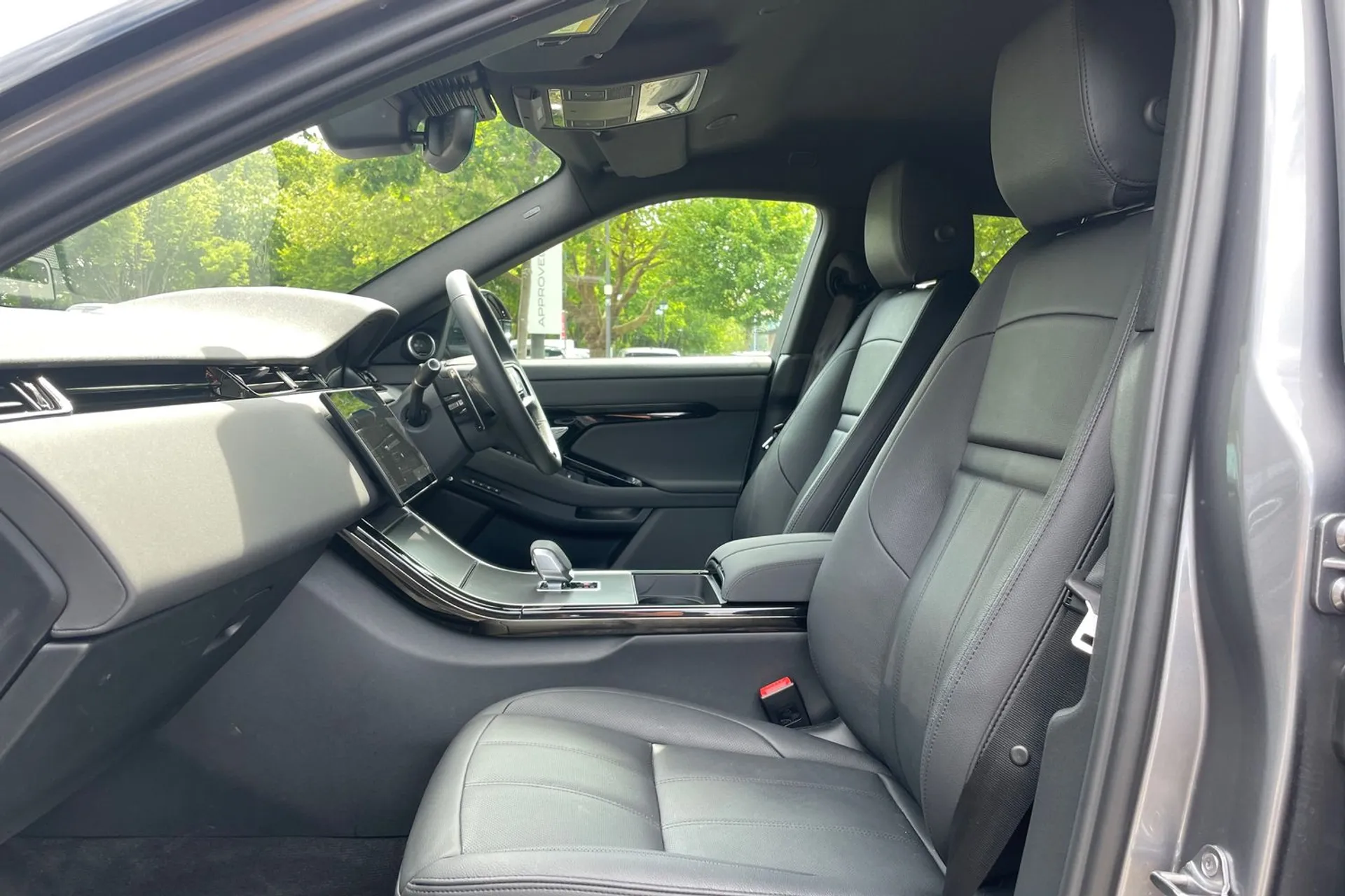 LAND ROVER RANGE ROVER EVOQUE thumbnail image number 43