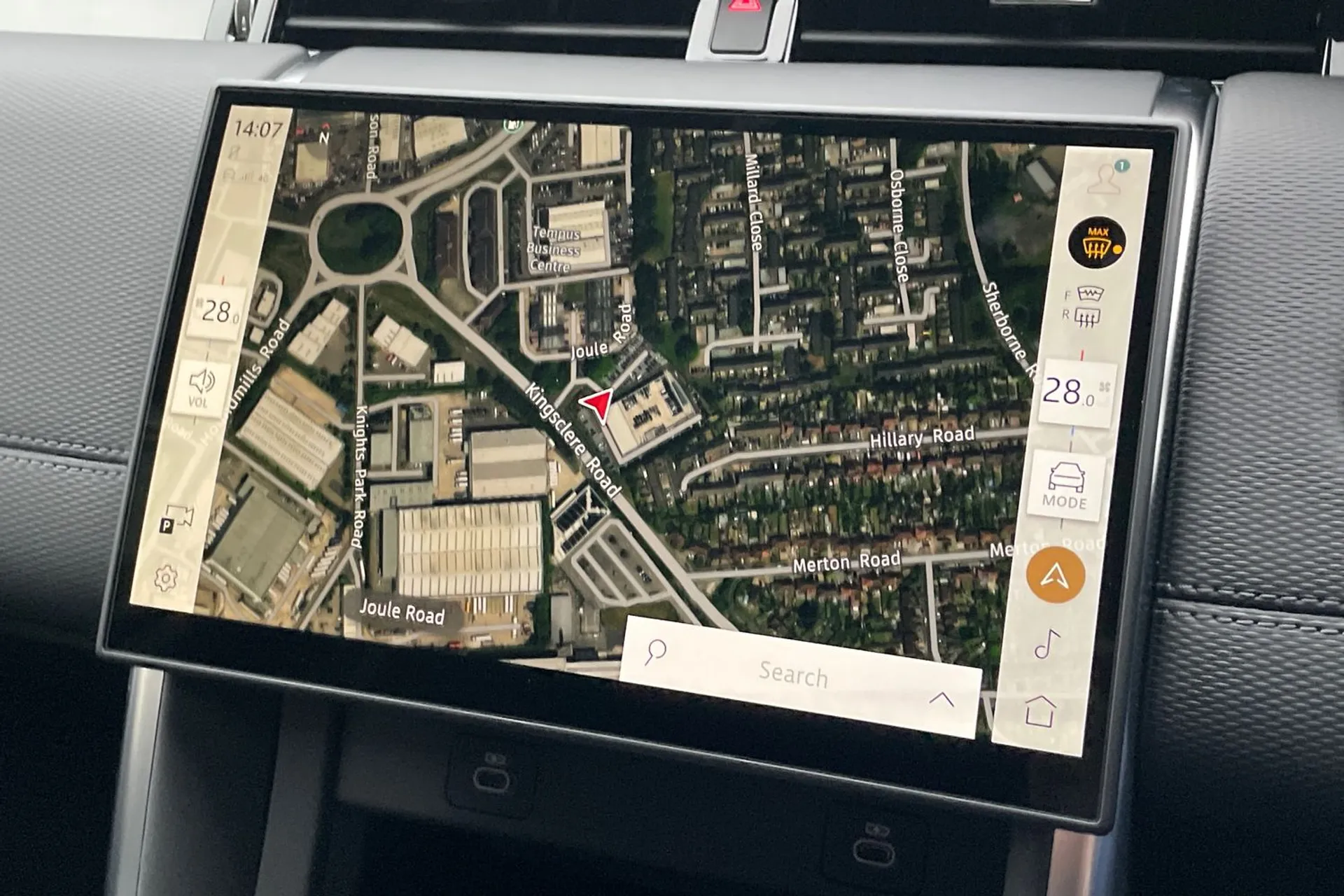 LAND ROVER DISCOVERY SPORT thumbnail image number 28
