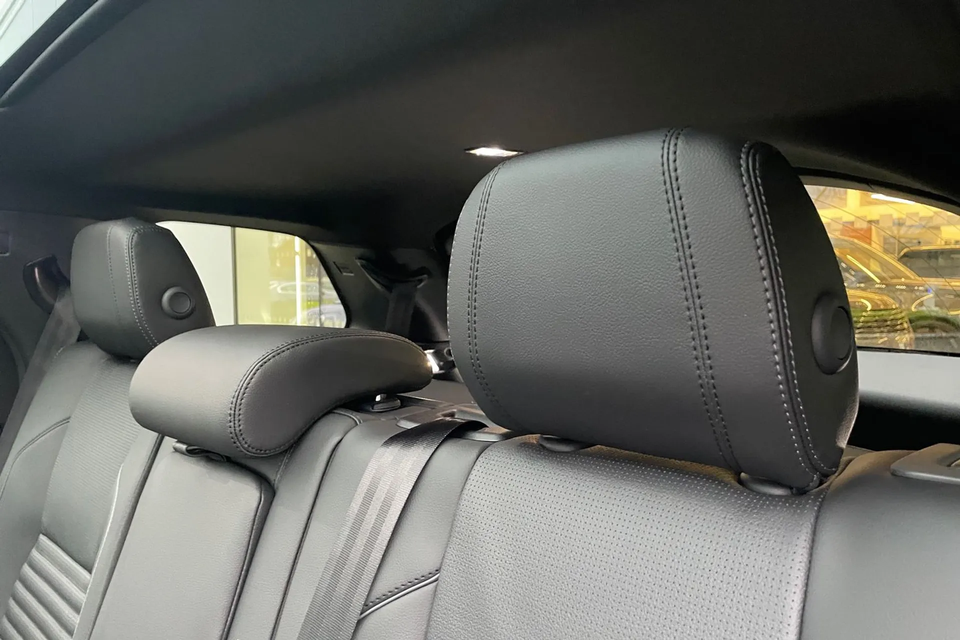 LAND ROVER DISCOVERY SPORT thumbnail image number 52