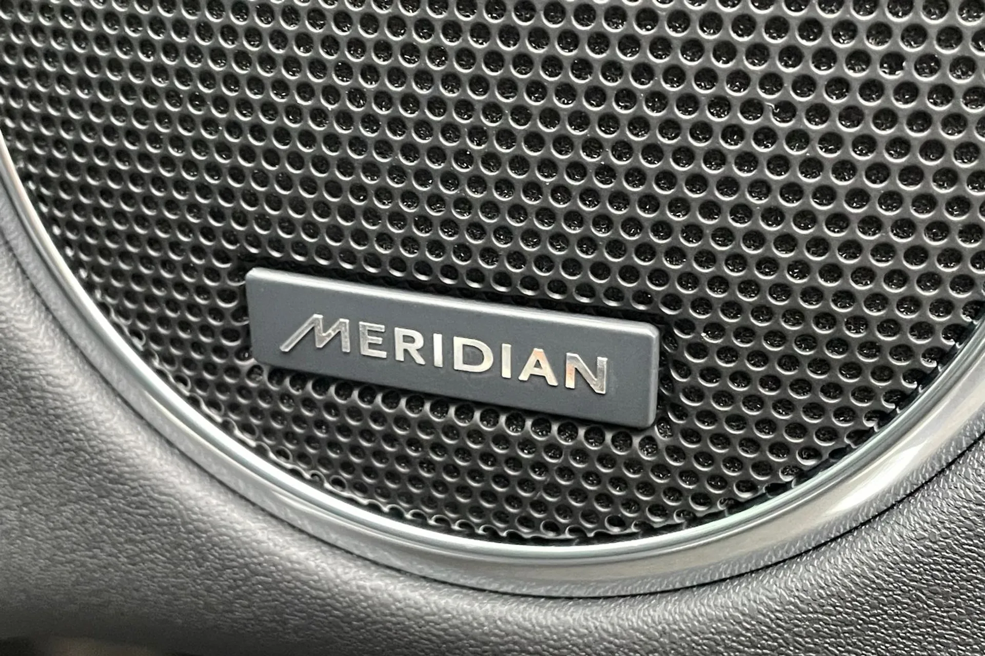 LAND ROVER DISCOVERY SPORT thumbnail image number 21